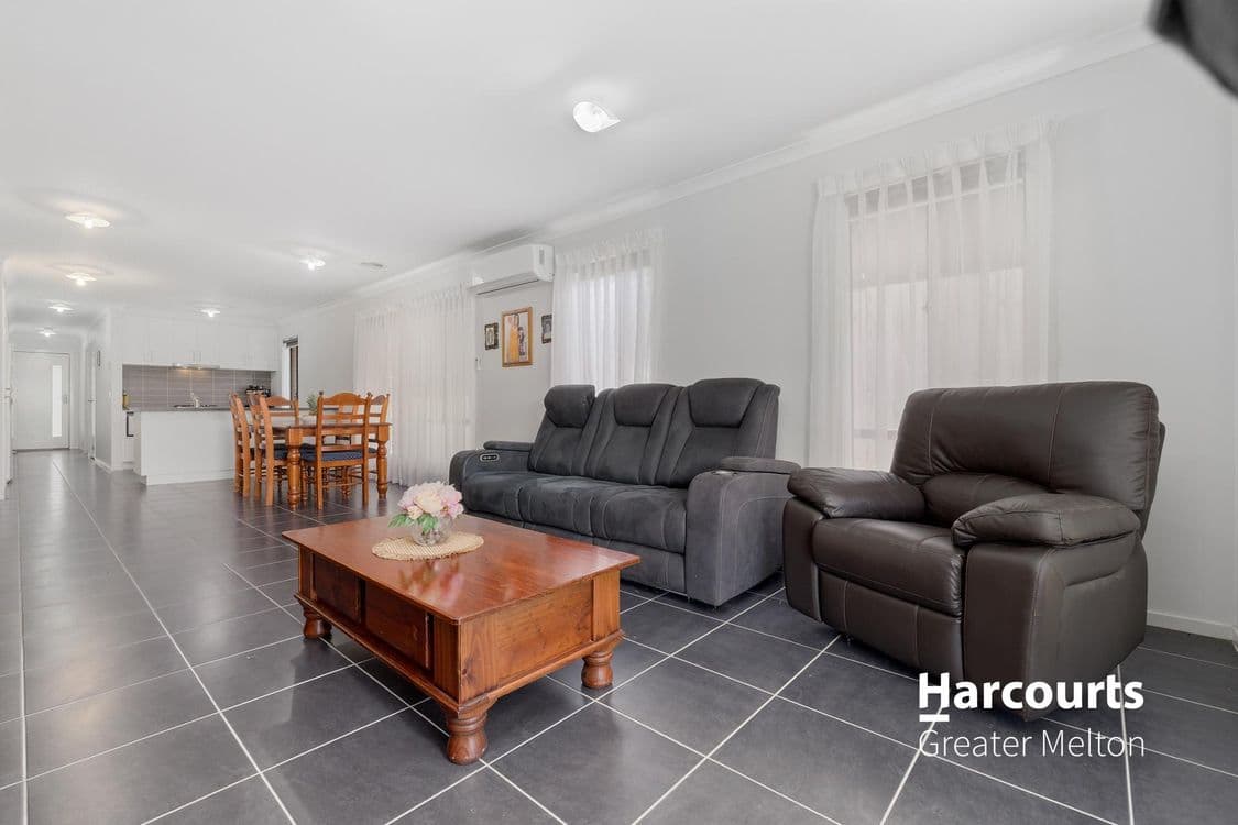 10 Cortland Street, WYNDHAM VALE, VIC 3024, Wyndham Vale - Thumbnail 5