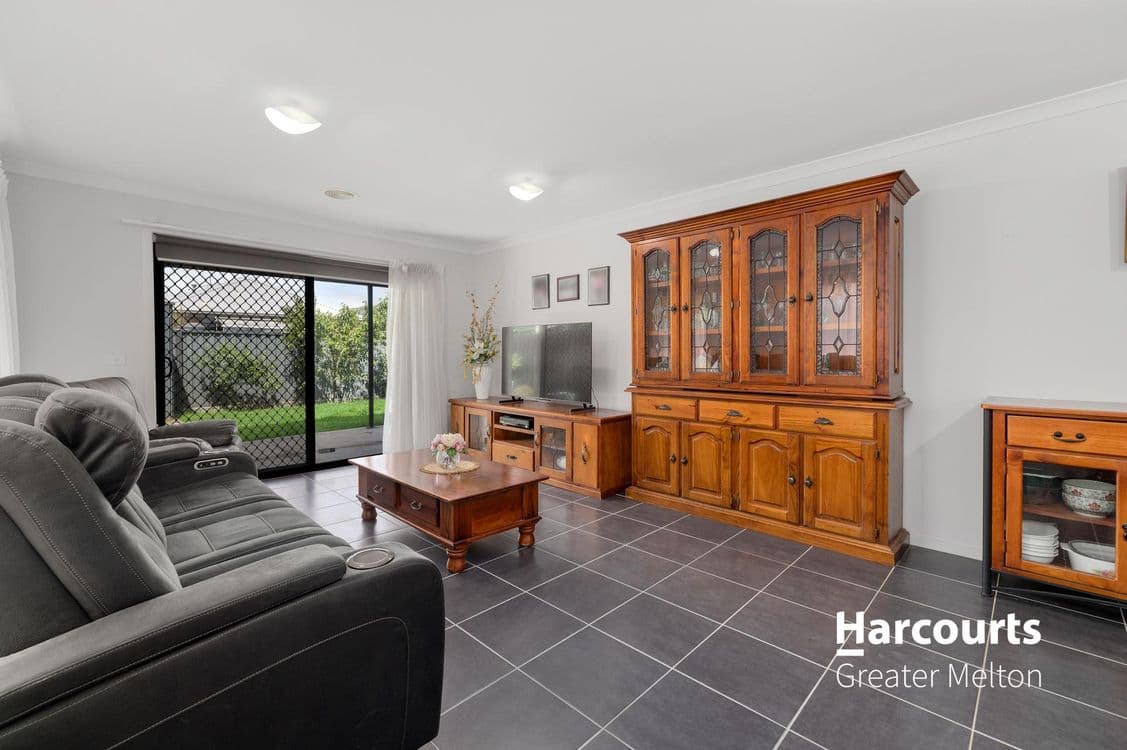 10 Cortland Street, WYNDHAM VALE, VIC 3024, Wyndham Vale - Thumbnail 6