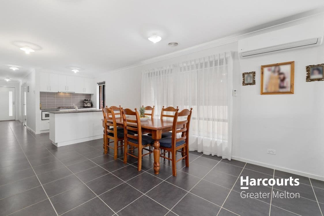 10 Cortland Street, WYNDHAM VALE, VIC 3024, Wyndham Vale - Thumbnail 7