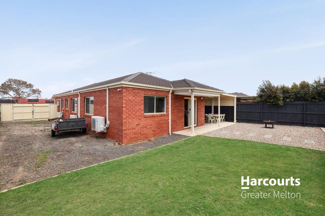 89 Dunvegan Drive, KURUNJANG, VIC 3337, Kurunjang - Thumbnail 2