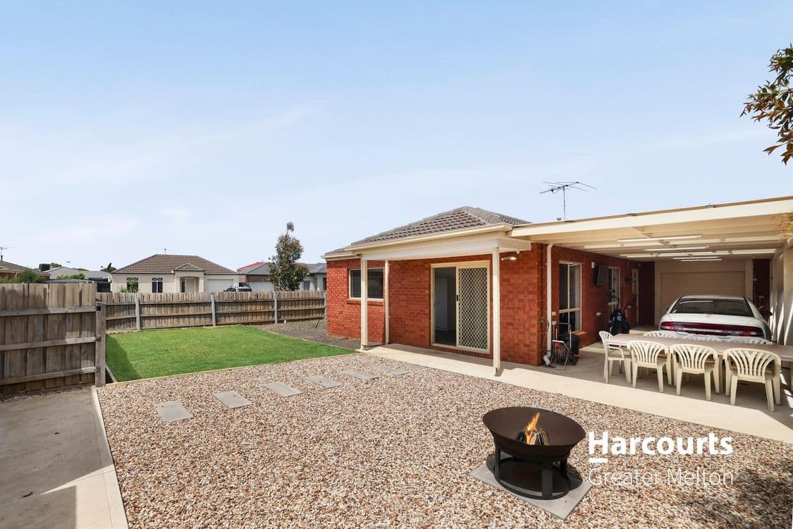 89 Dunvegan Drive, KURUNJANG, VIC 3337, Kurunjang - Thumbnail 3