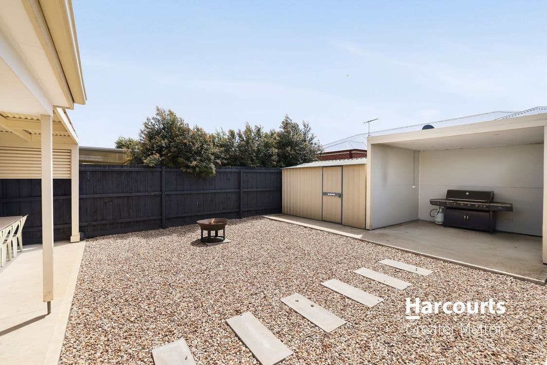 89 Dunvegan Drive, KURUNJANG, VIC 3337, Kurunjang - Thumbnail 5