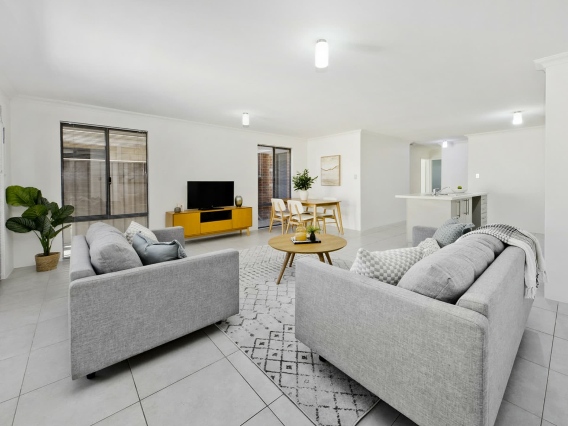 12C Chichester Way, Nollamara, Nollamara - Thumbnail 4
