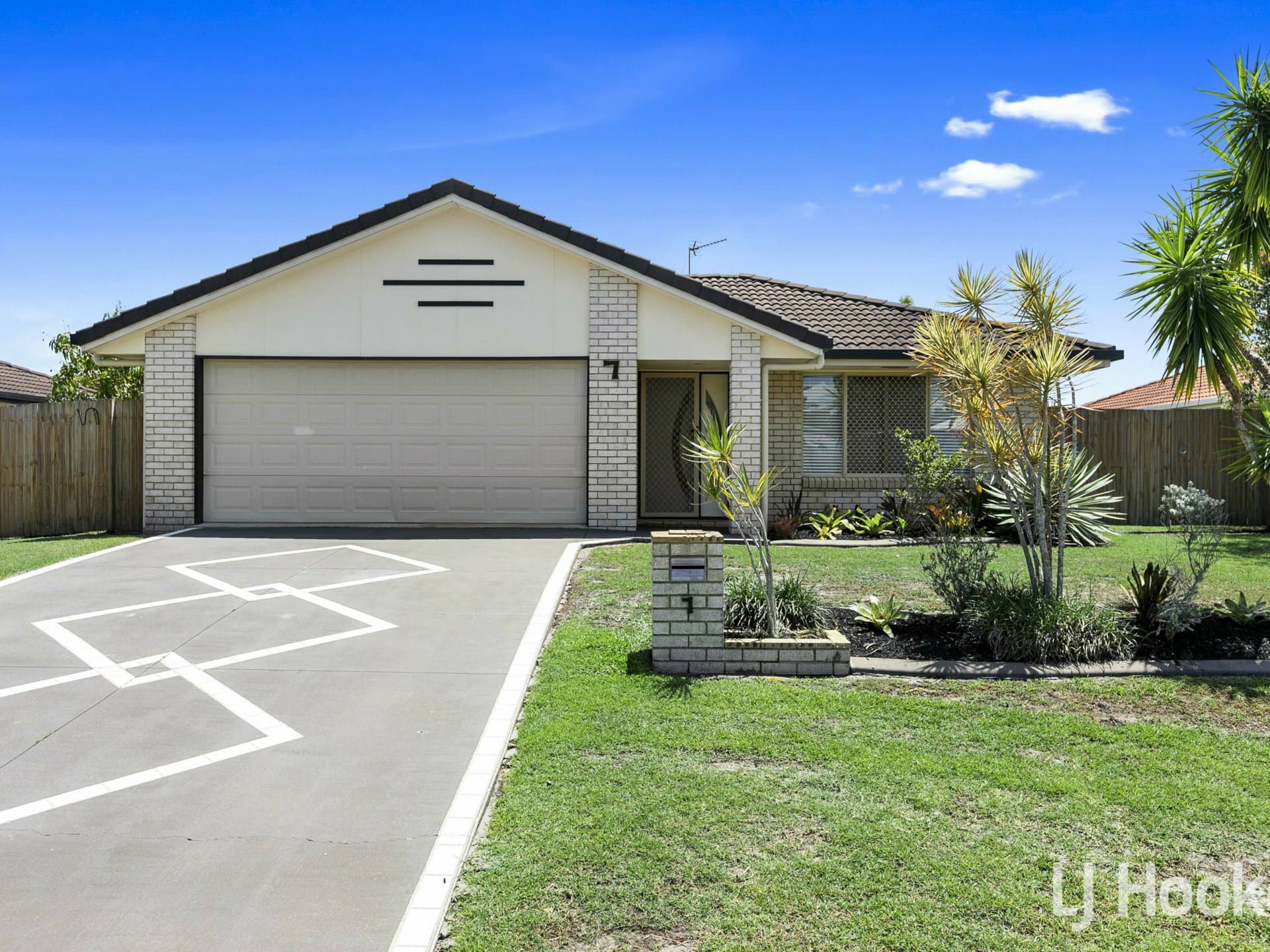 7 Grey Gum Court, Urraween, Urraween - Image 1