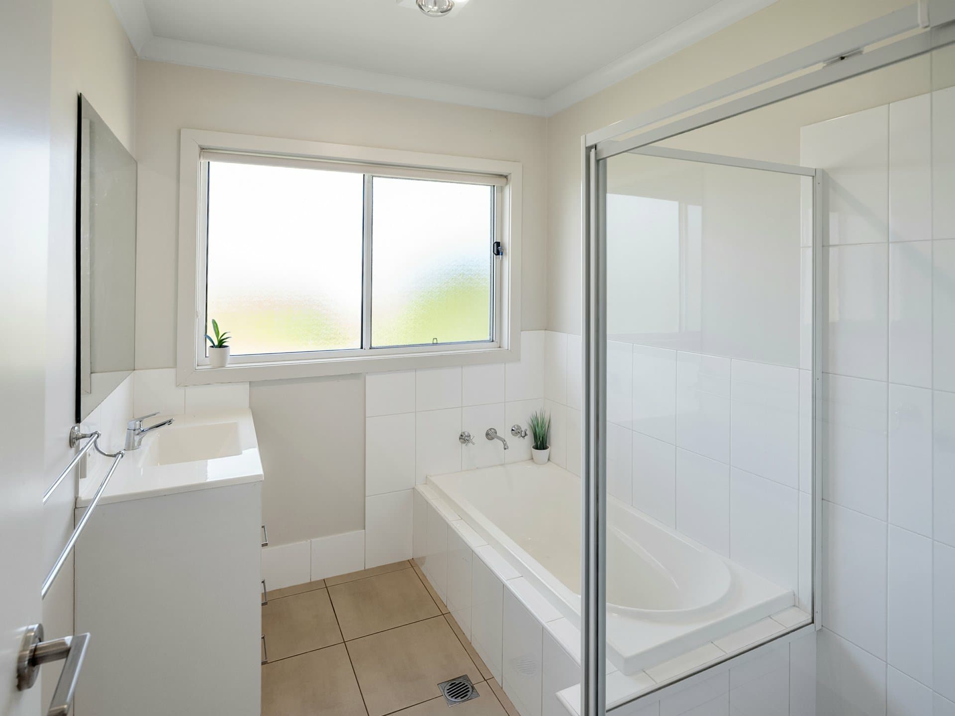77 Hillam Drive, Griffith, Griffith - Thumbnail 6