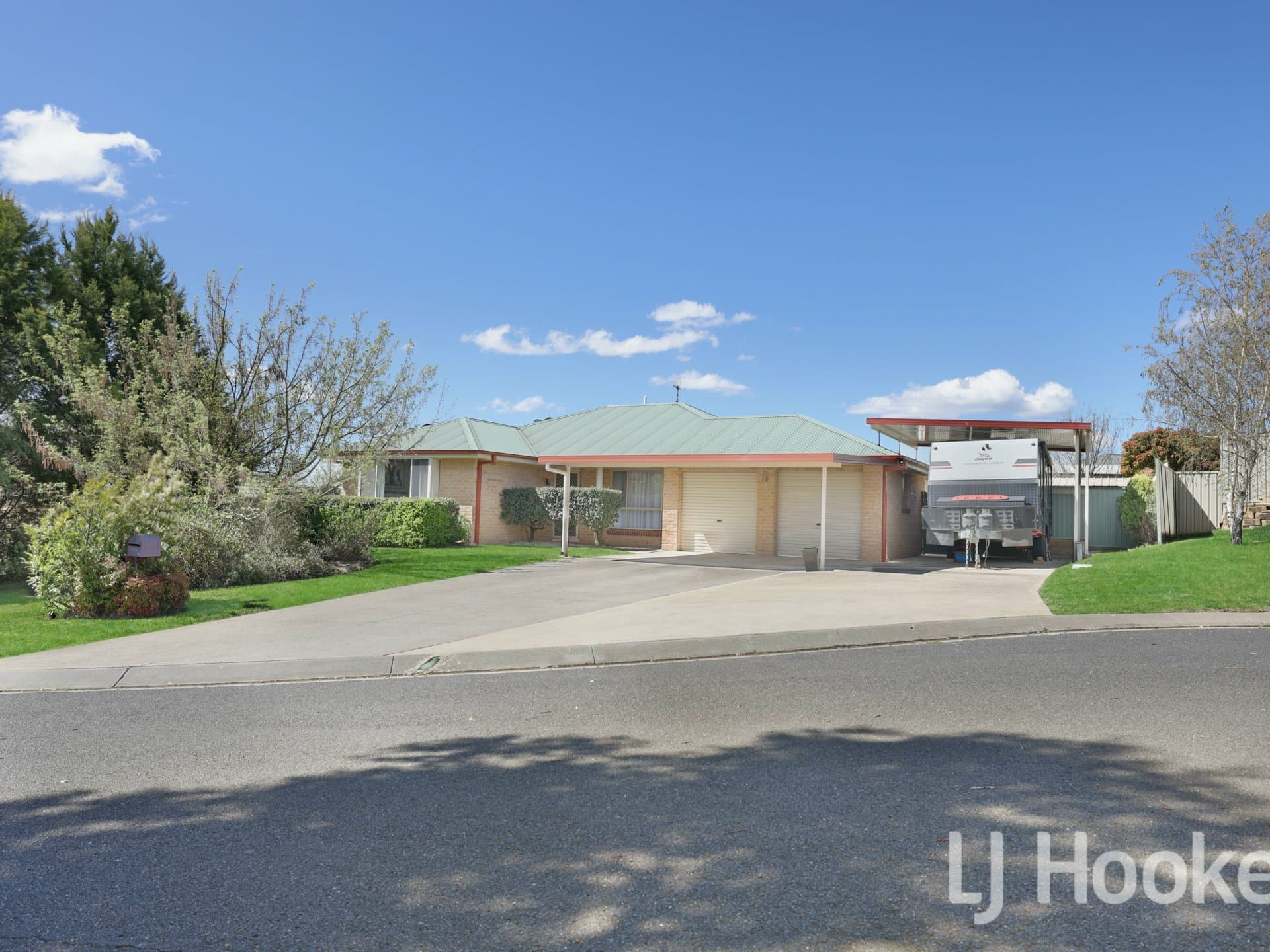 8 Topaz Court, Kelso, Kelso - Thumbnail 2