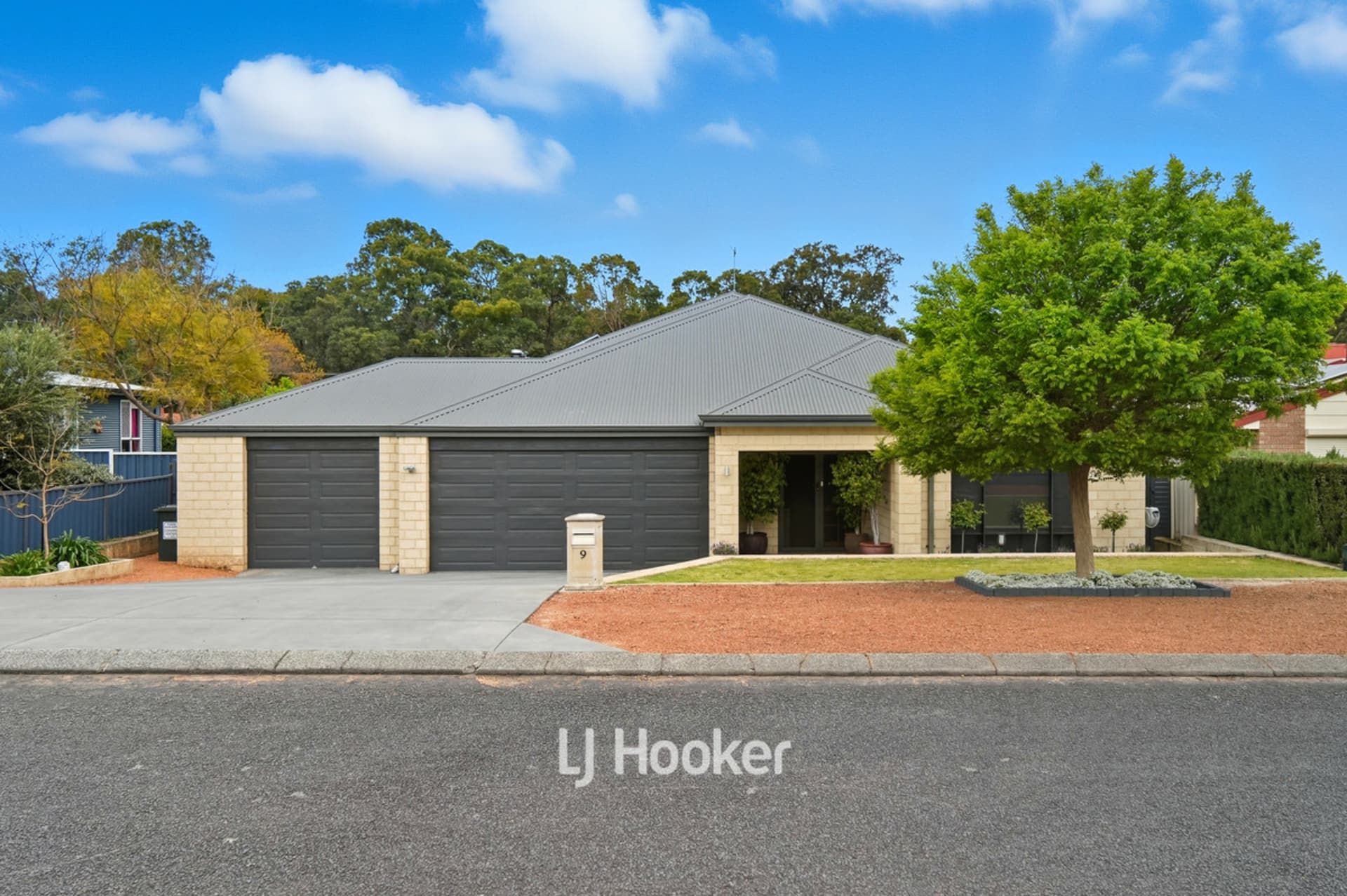 9 Bolton Way, Collie, Collie - Image 1