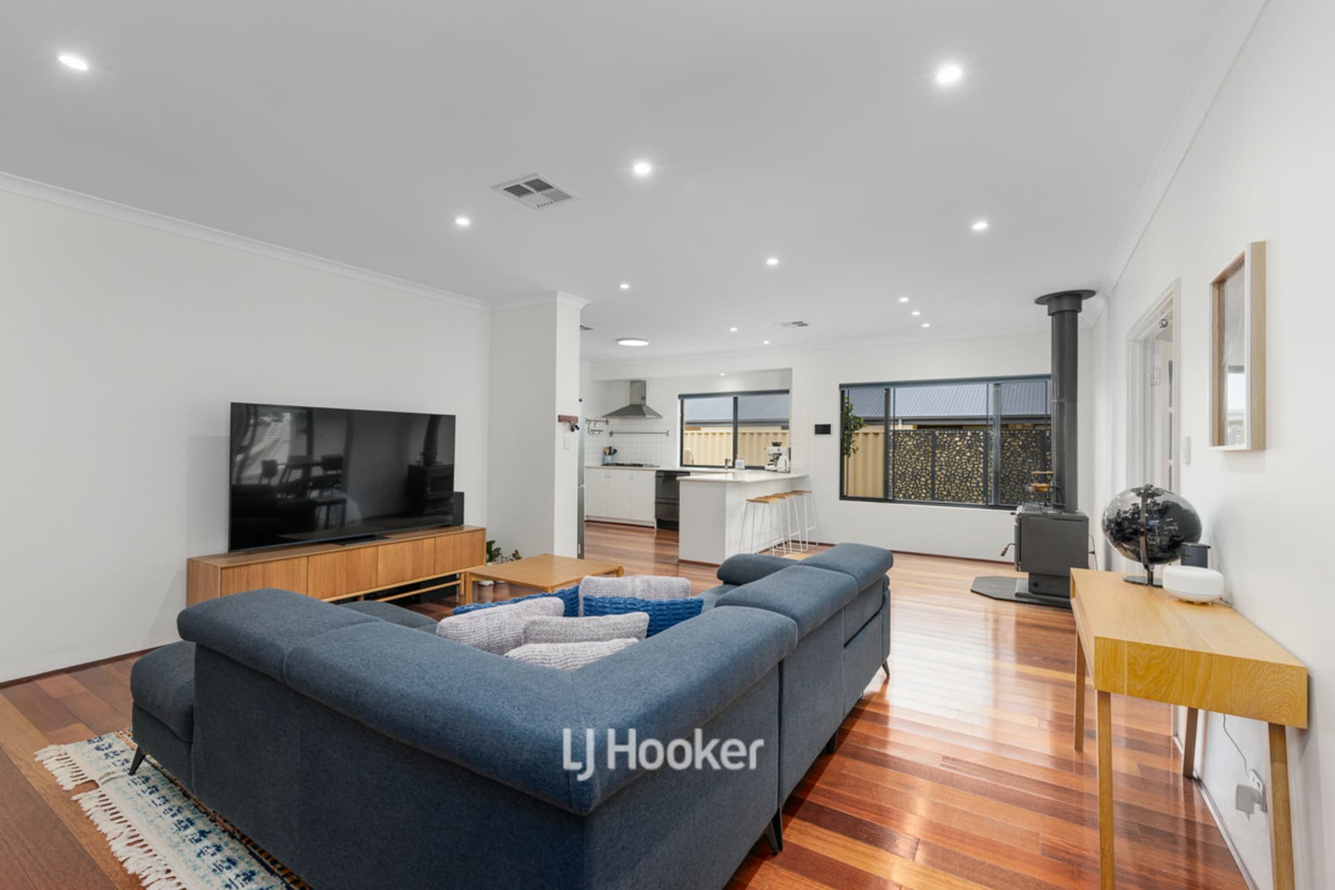 10 Robinhood Road, Dalyellup, Dalyellup - Thumbnail 2