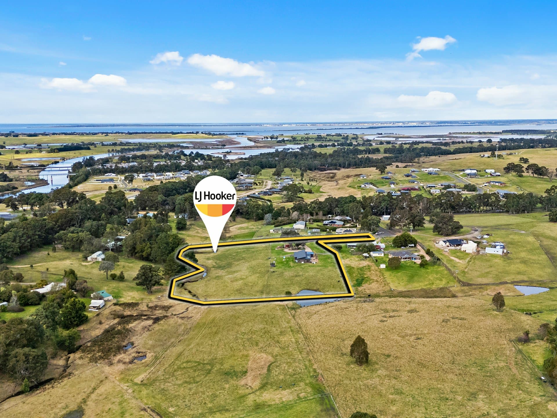 14 Mabel Drive, Nicholson, Nicholson - Thumbnail 2