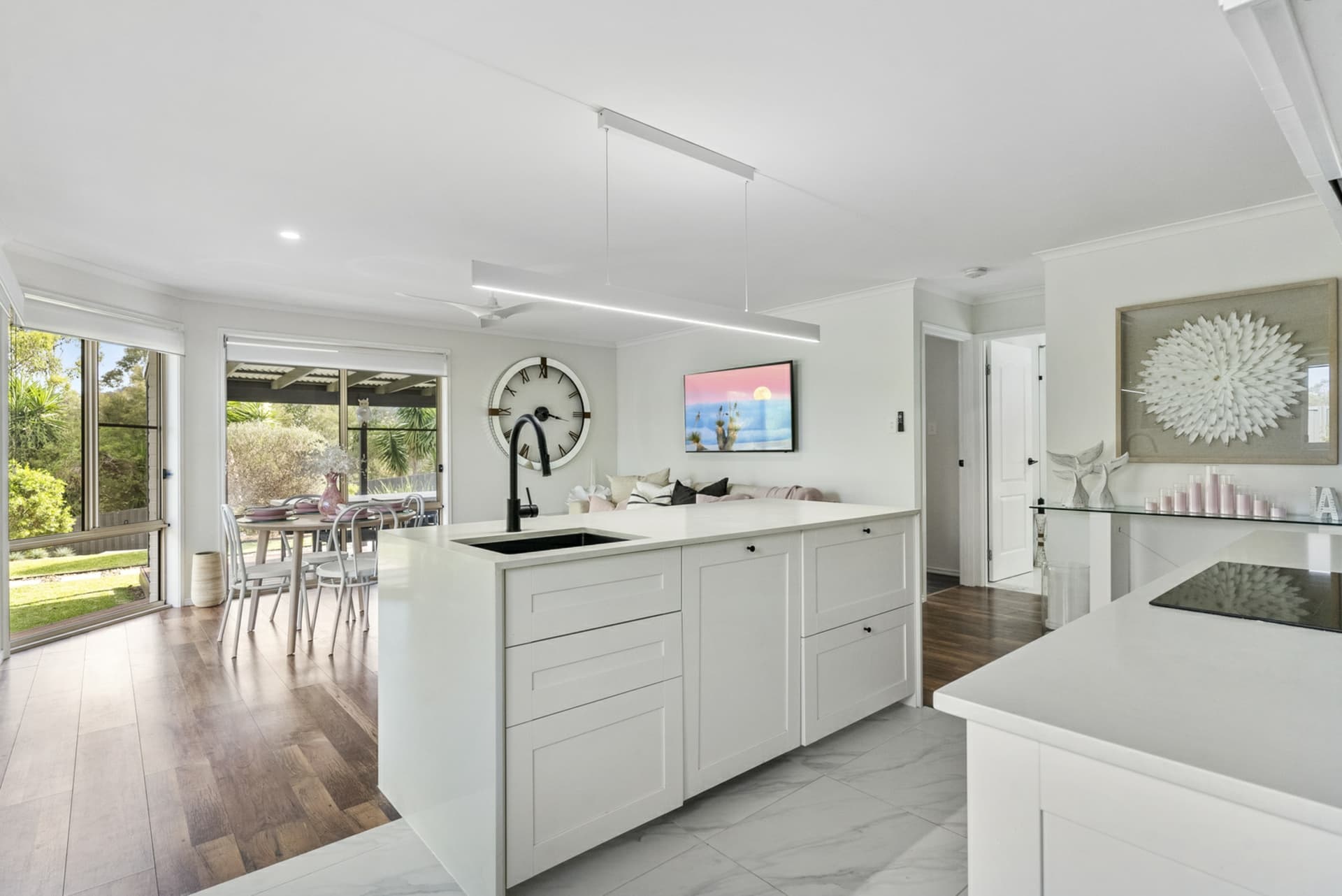 8 Carmen Court, Oxenford, Oxenford - Thumbnail 2