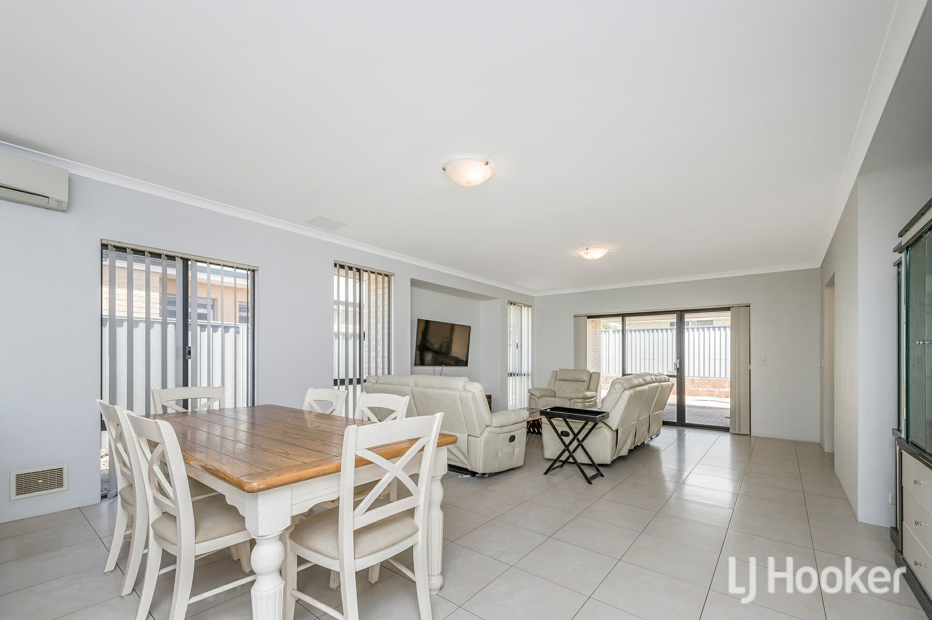 30 Barrington Avenue, Champion Lakes, Champion Lakes - Thumbnail 7