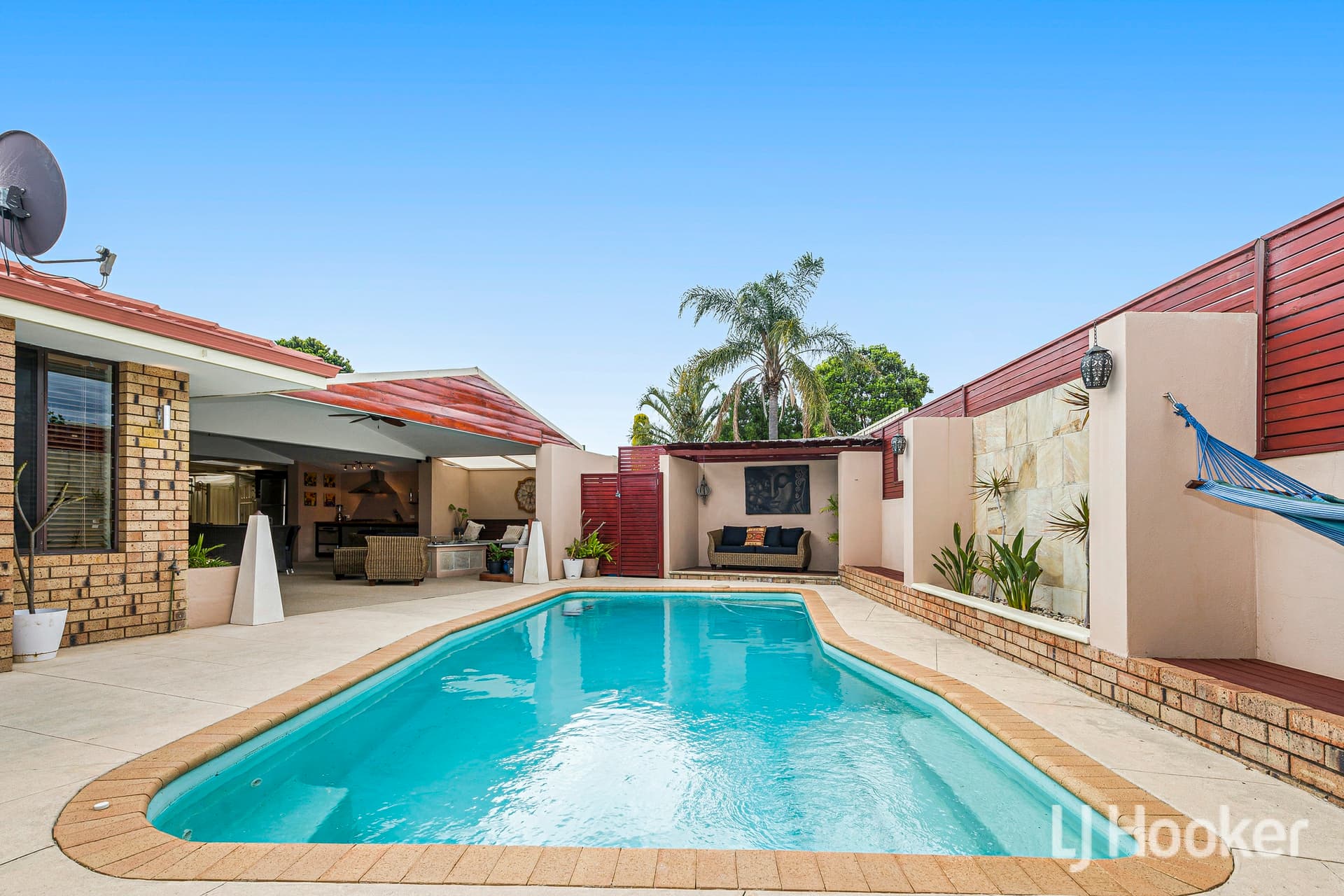 16 Pimelia Grove, Thornlie, Thornlie - Thumbnail 2