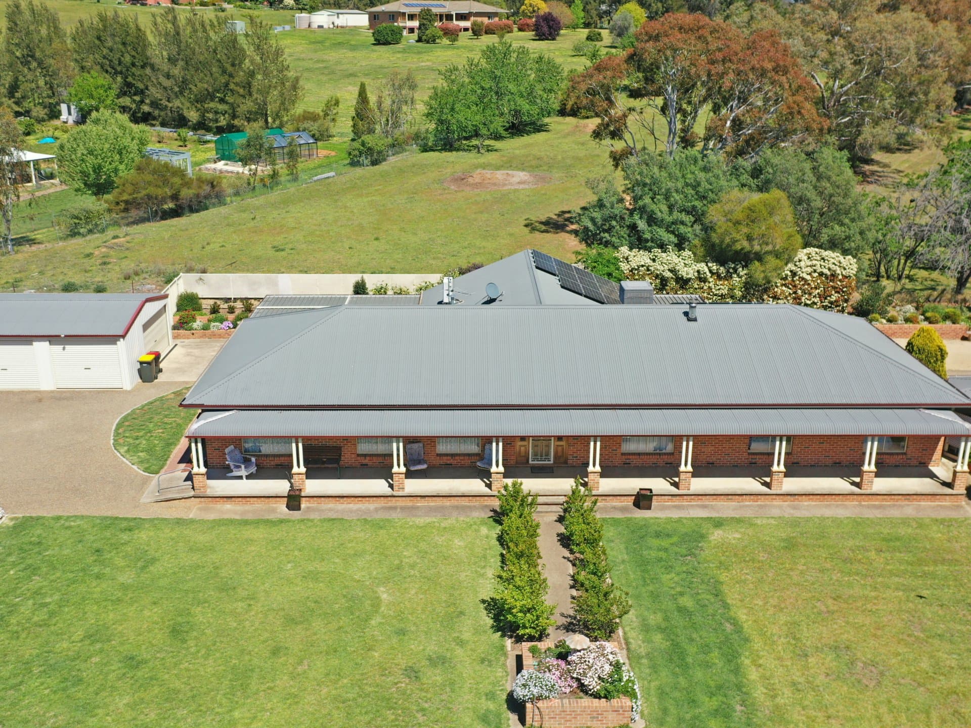 1395 Kingsvale Rd, Young, Young - Thumbnail 2