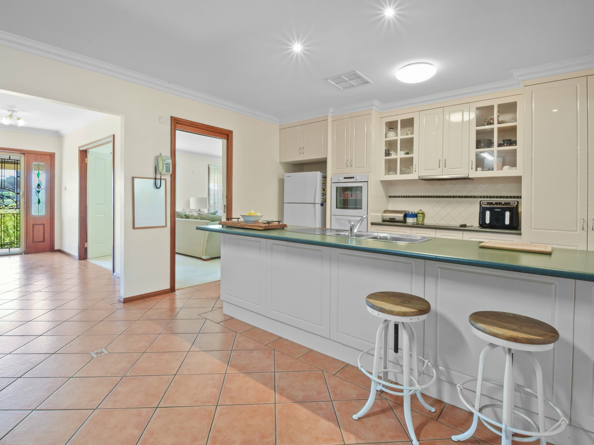 1395 Kingsvale Rd, Young, Young - Thumbnail 4