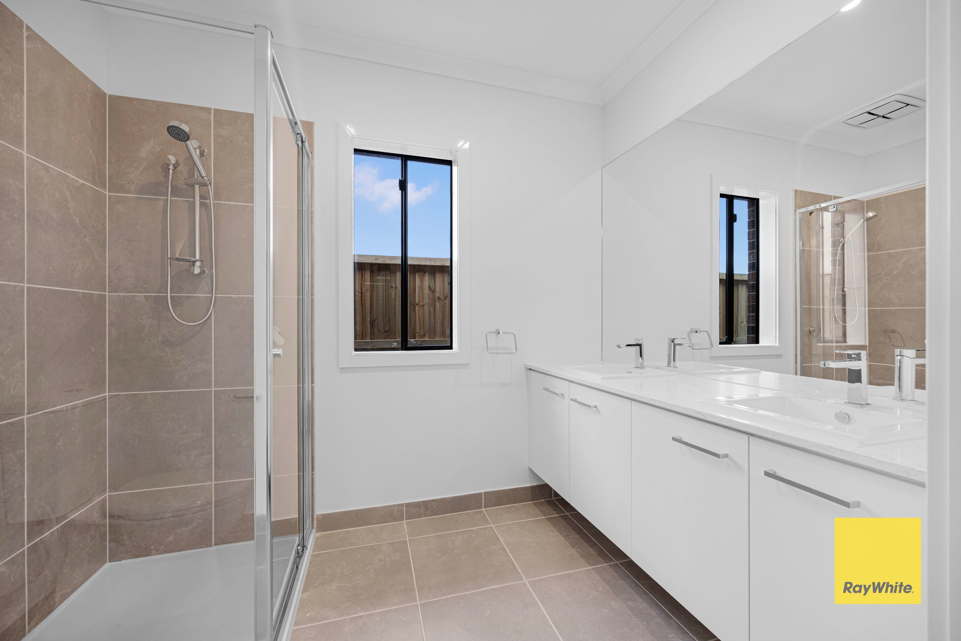37 Foliage Drive , Tarneit VIC 3029, Tarneit - Thumbnail 3