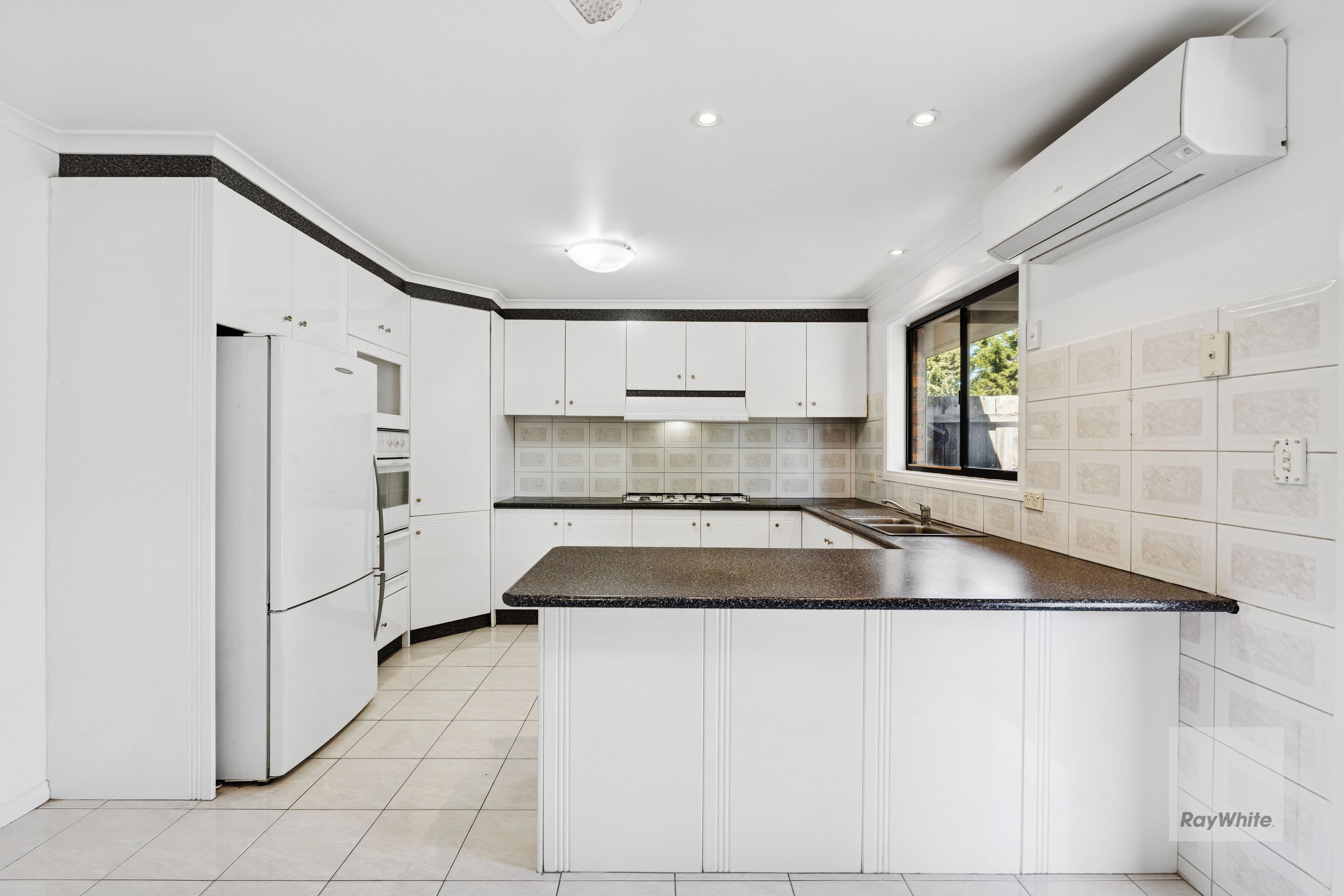 12 Oncidium Gardens , Keilor Downs VIC 3038, Keilor Downs - Thumbnail 5