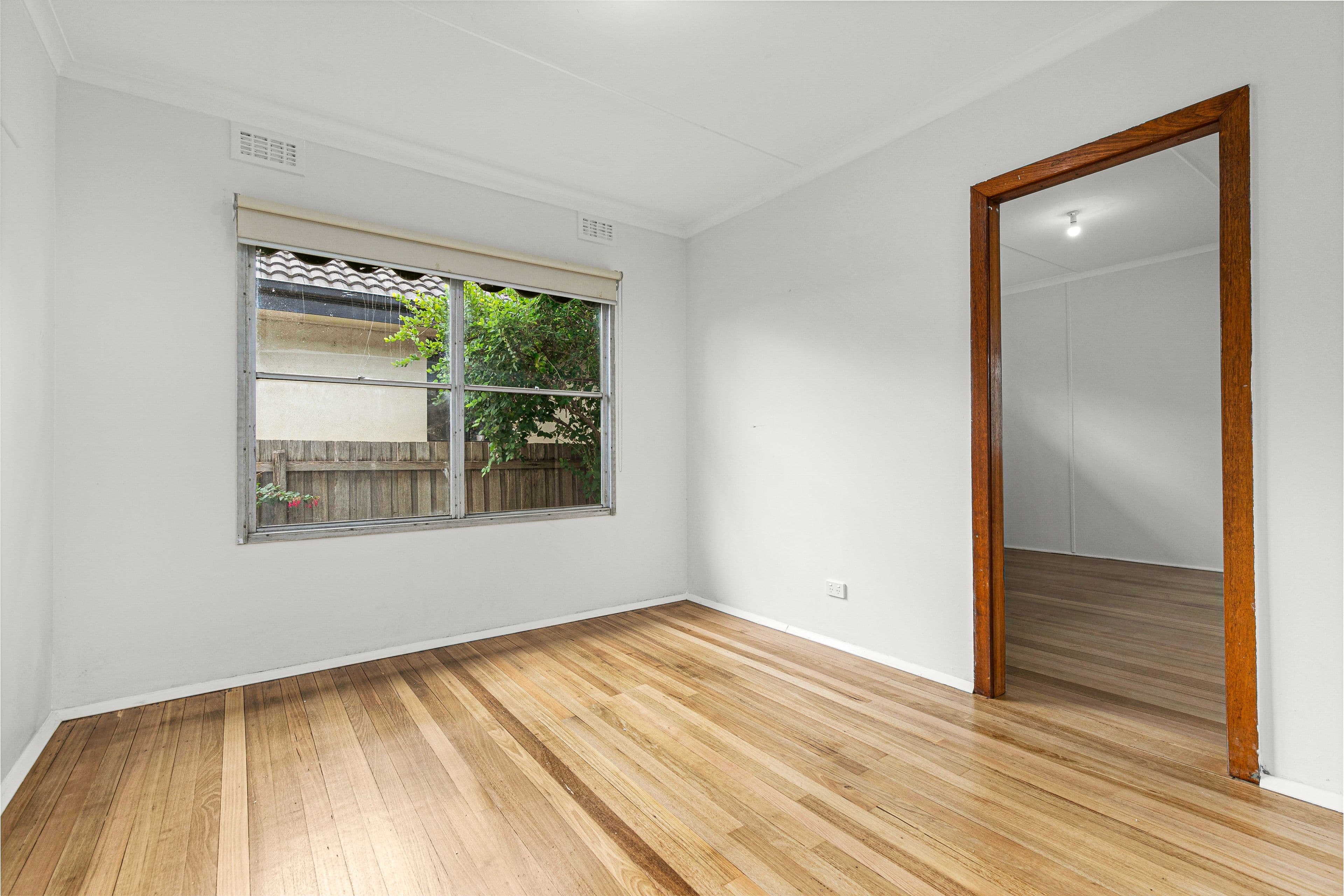 118 Waranga Crescent , Broadmeadows VIC 3047, Broadmeadows - Thumbnail 2