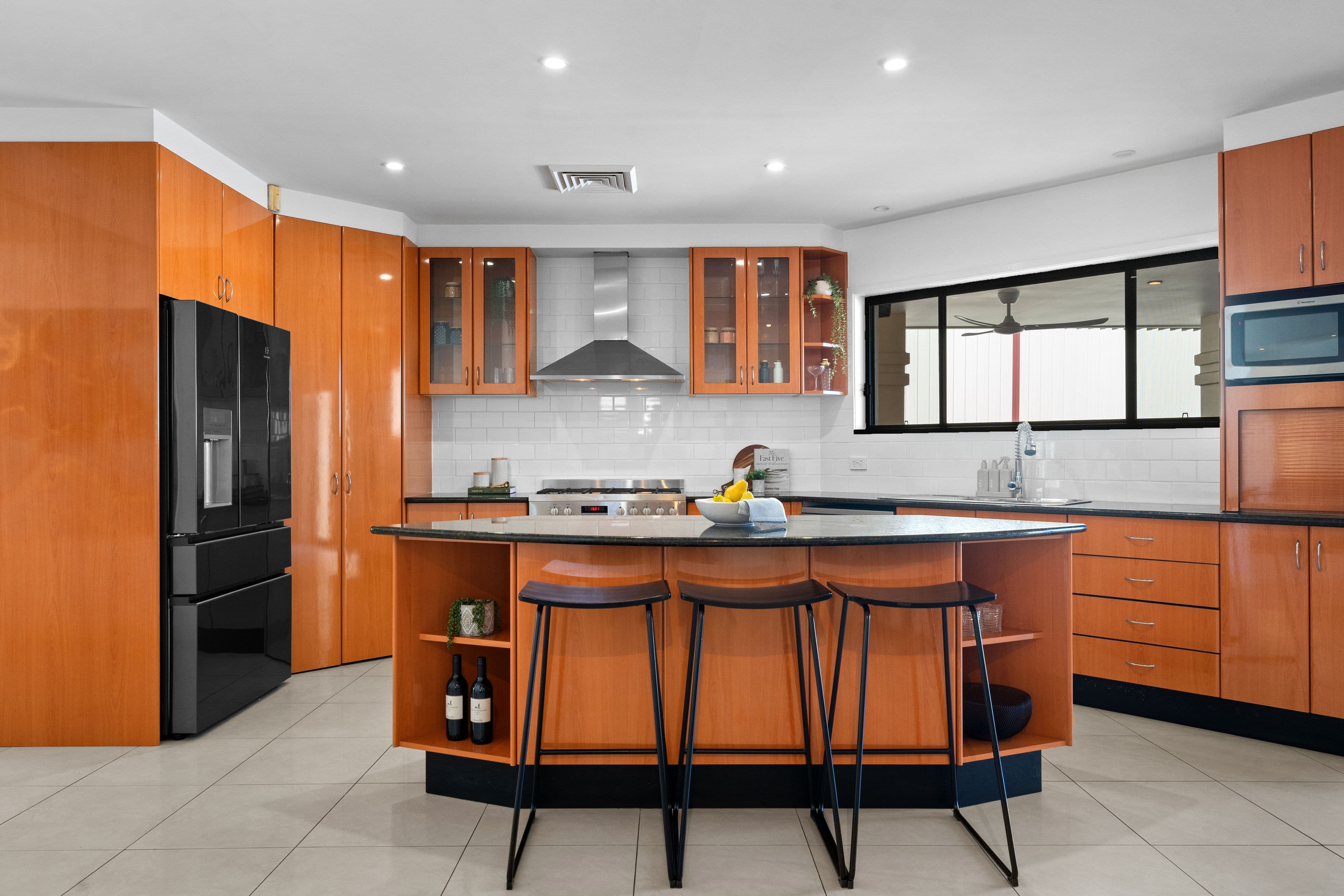18 Orleans Circuit, Cecil Hills - Thumbnail 7