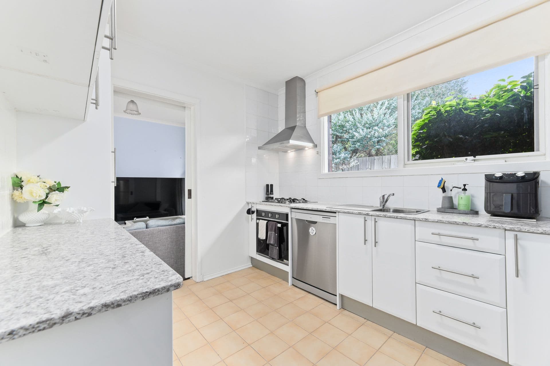114 Leeds Road , Mount Waverley VIC 3149, Mount Waverley - Thumbnail 4