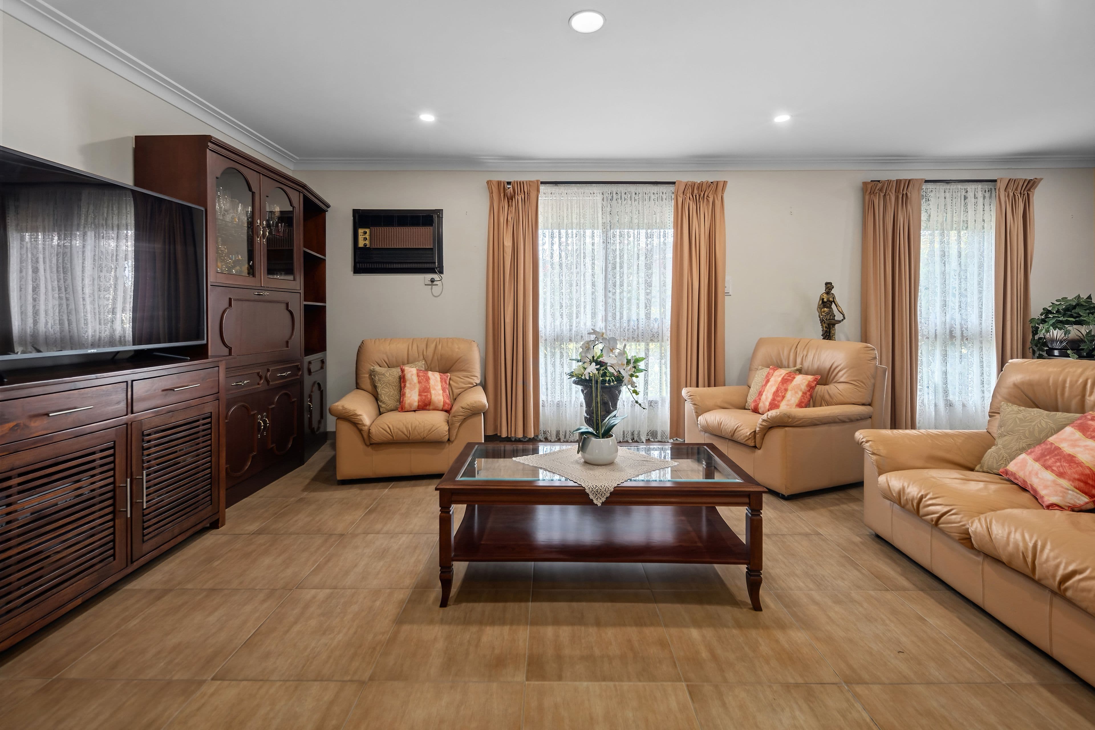 3 Flight Court , Thomastown VIC 3074, Thomastown - Thumbnail 2