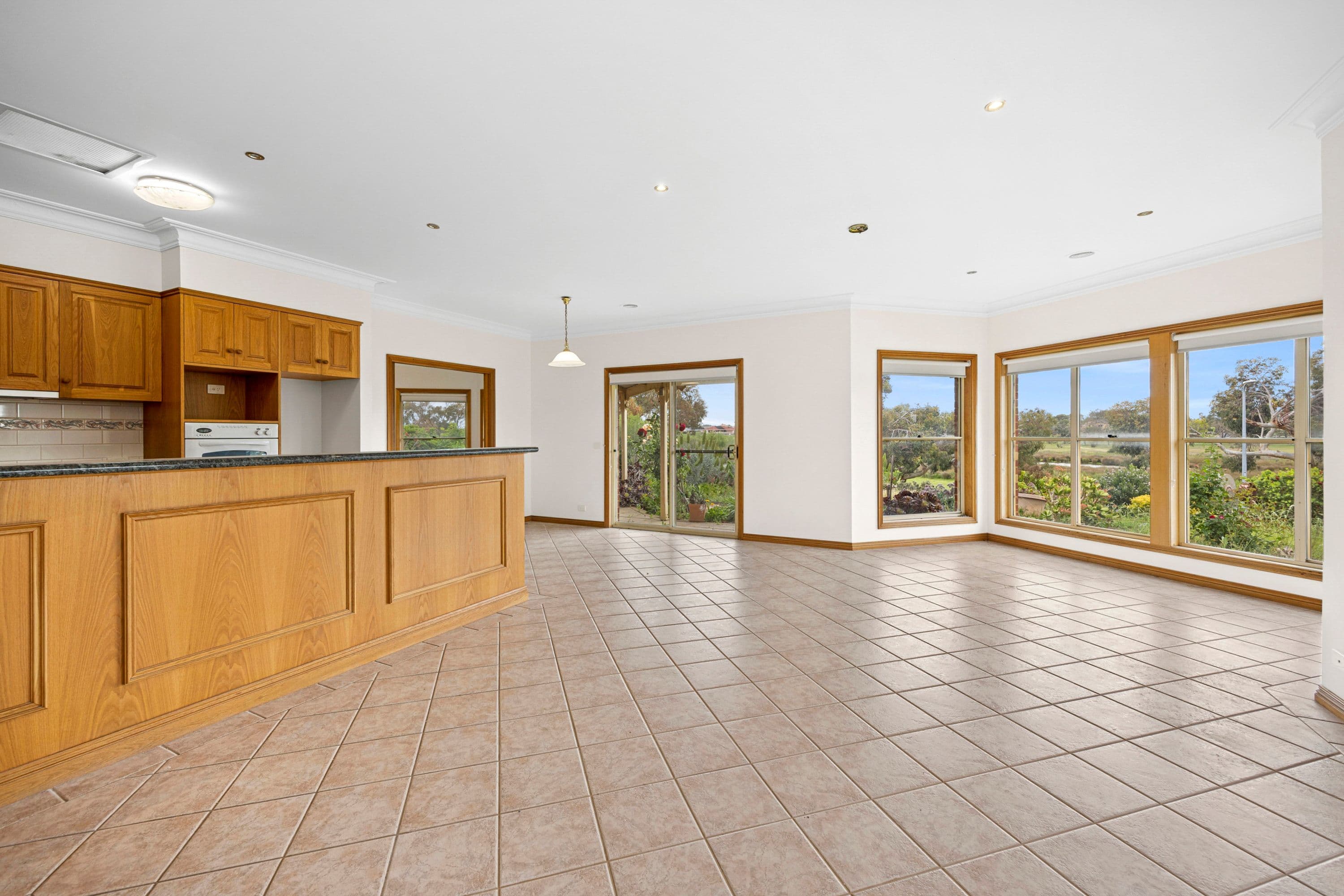 51 Lakeside Boulevard , Lara VIC 3212, Lara - Thumbnail 3
