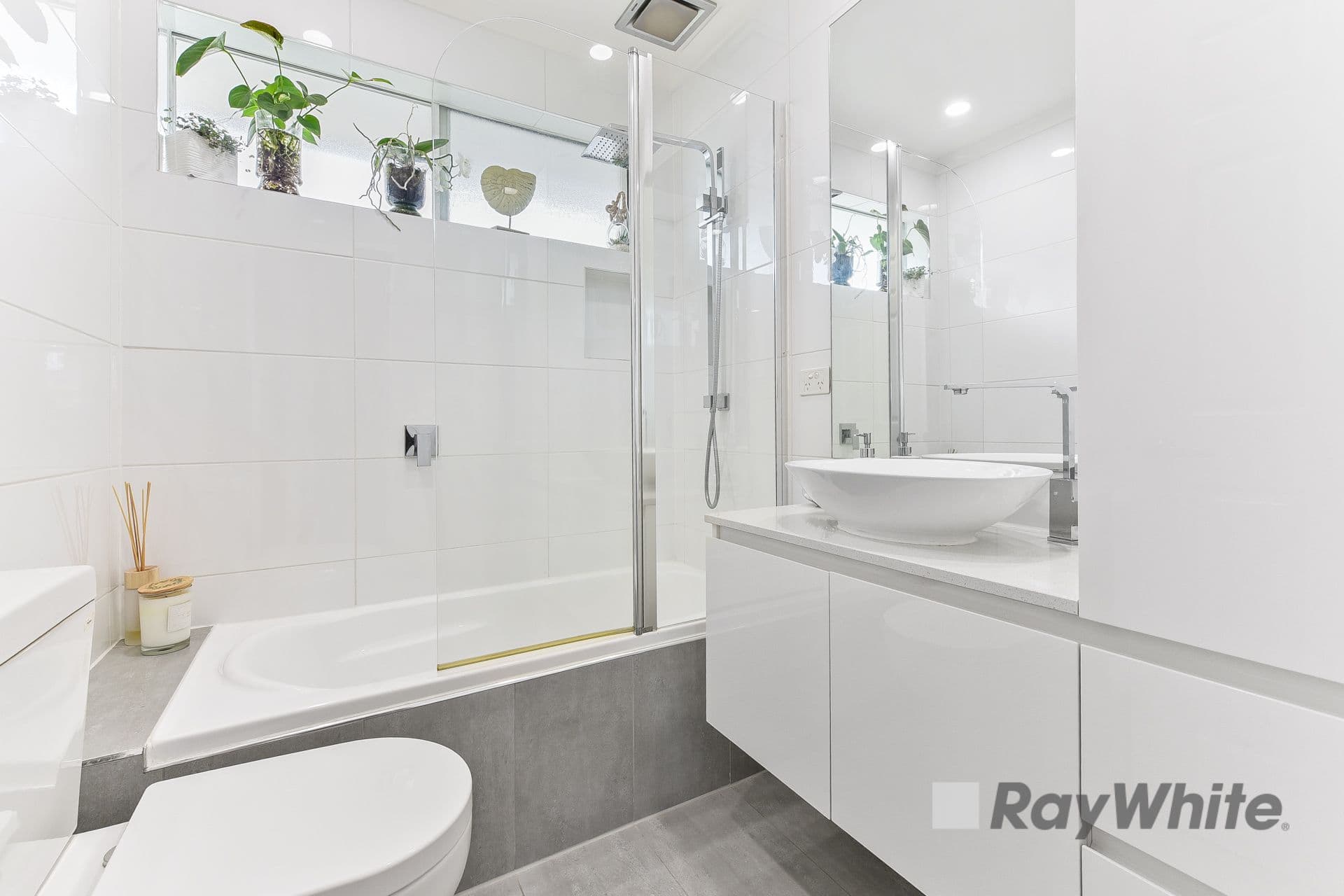 6 Langley Crescent , Dandenong VIC 3175, Dandenong - Thumbnail 8