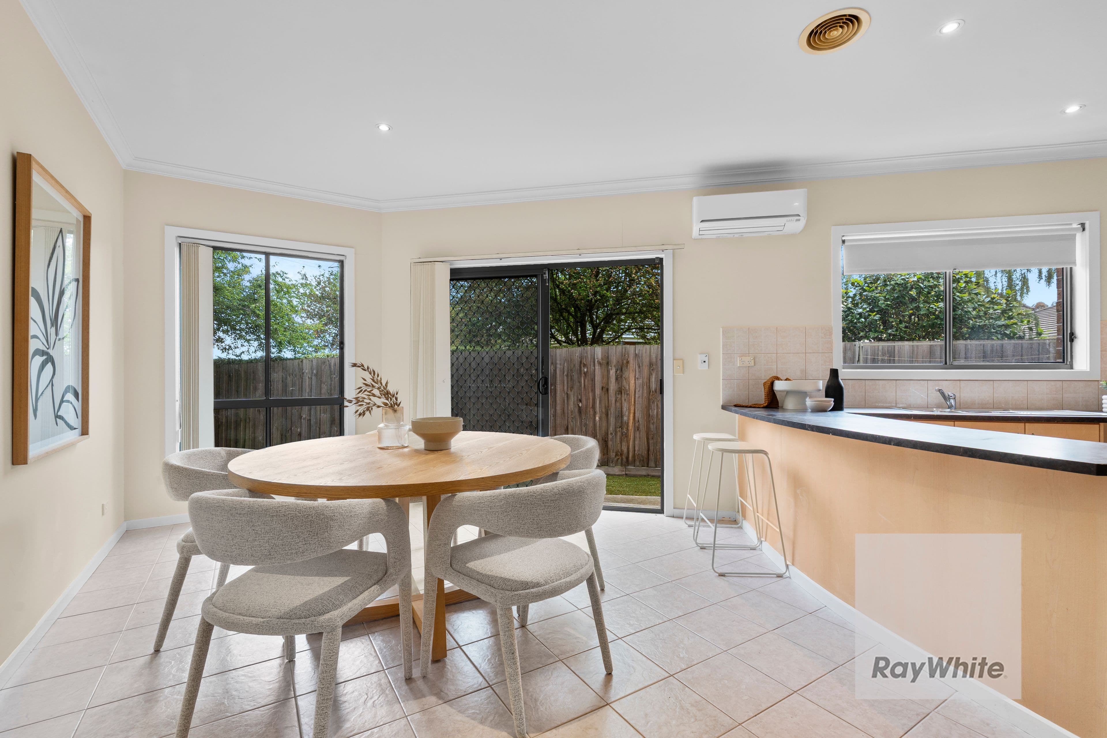 2 Shoalhaven Street , Bundoora VIC 3083, Bundoora - Thumbnail 4