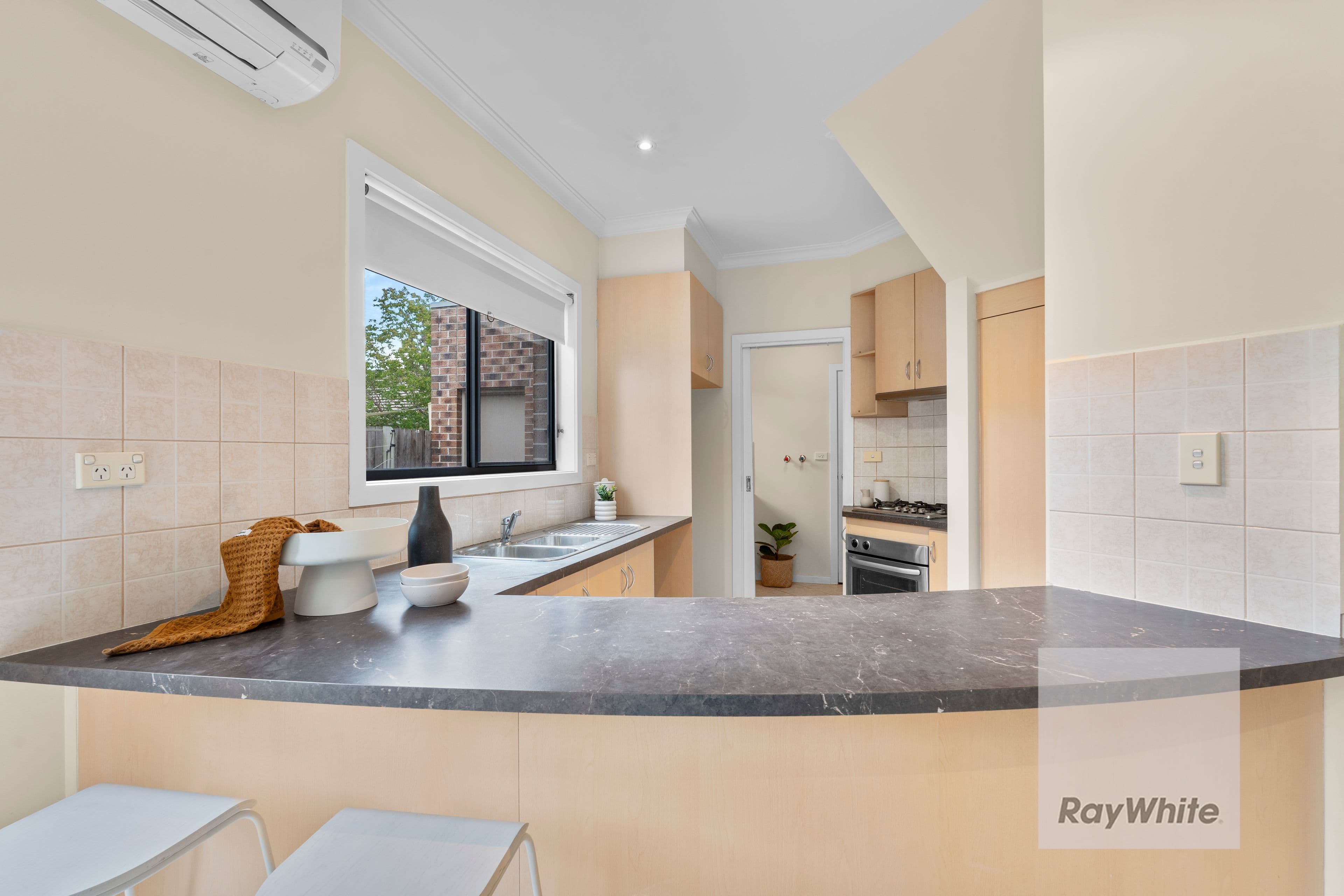 2 Shoalhaven Street , Bundoora VIC 3083, Bundoora - Thumbnail 5