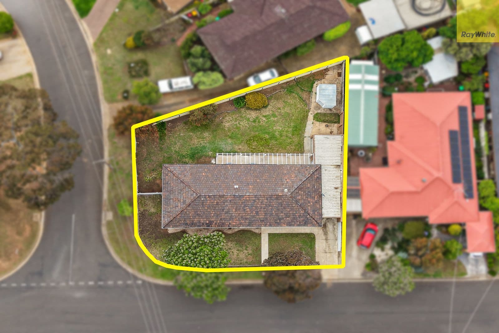 25 Beresford Crescent , Darley VIC 3340, Darley - Thumbnail 2