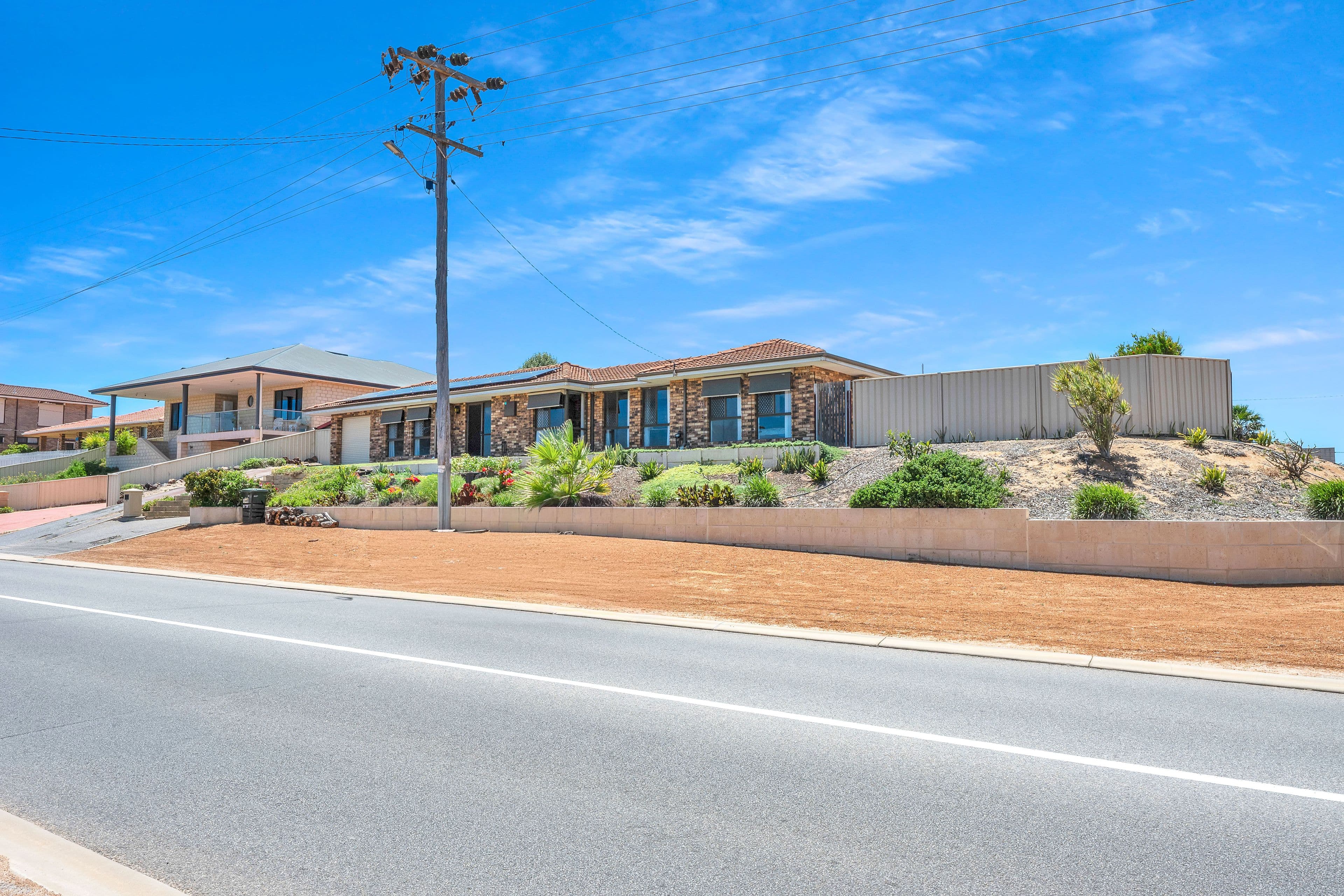 21 Glenview Street , Mount Tarcoola WA 6530, Mount Tarcoola - Image 1