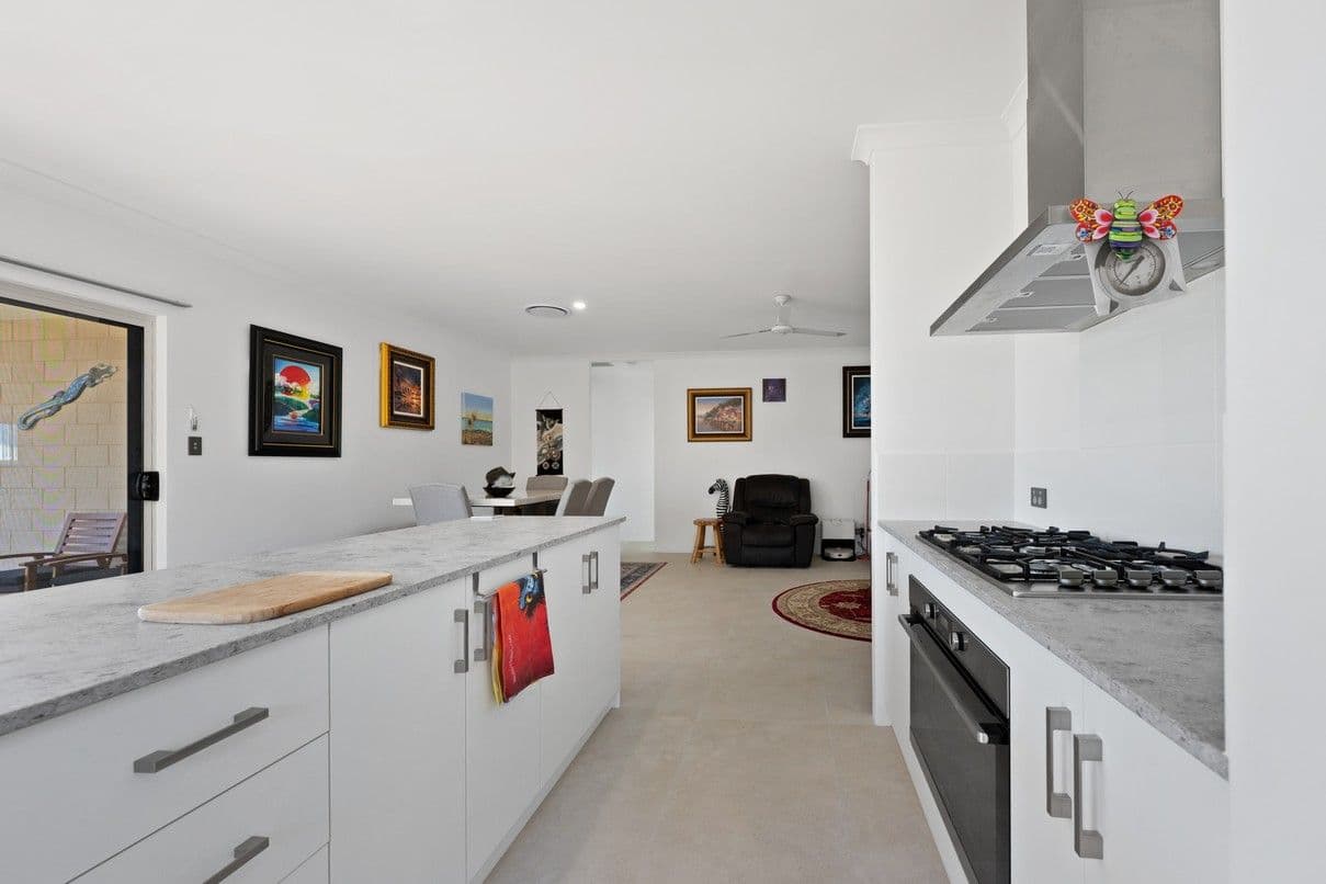 22 Reef Boulevard , Drummond Cove WA 6532, Drummond Cove - Thumbnail 3