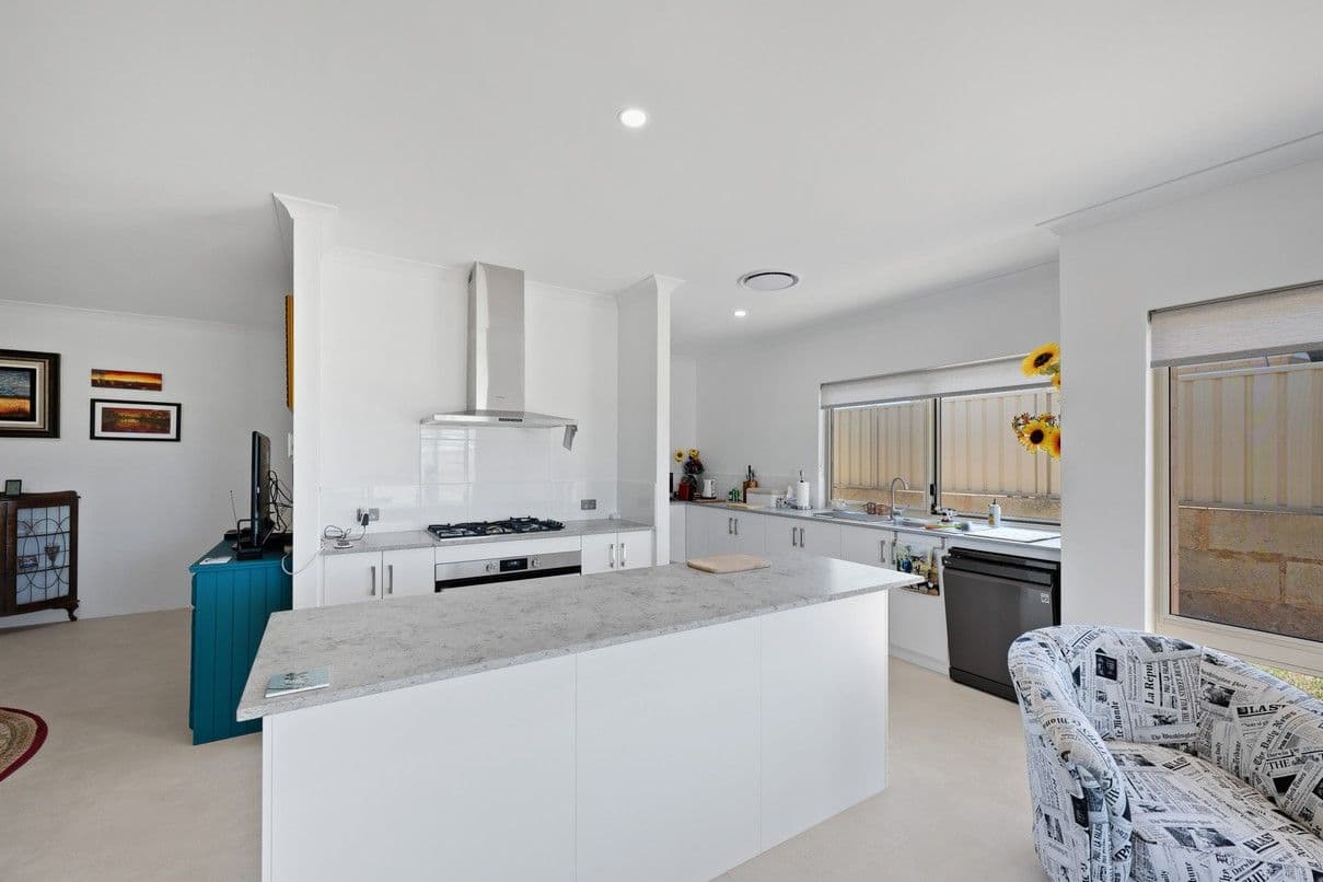 22 Reef Boulevard , Drummond Cove WA 6532, Drummond Cove - Thumbnail 8