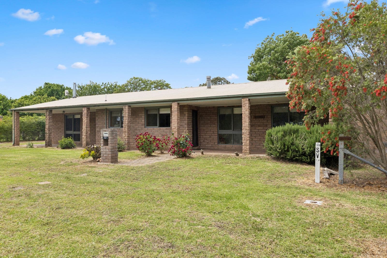 10 Saleyard Road , Avenel VIC 3664, Avenel - Image 1