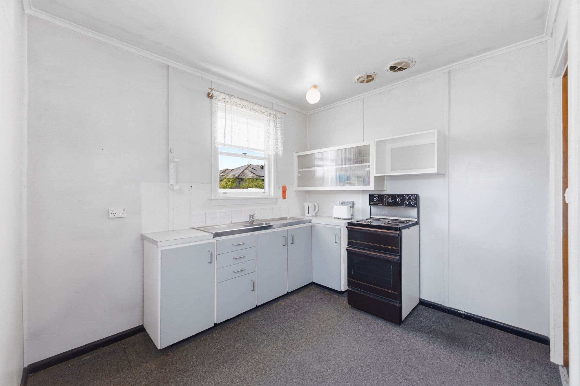 3 Milne Avenue , Kingswood NSW 2747, Kingswood - Thumbnail 3