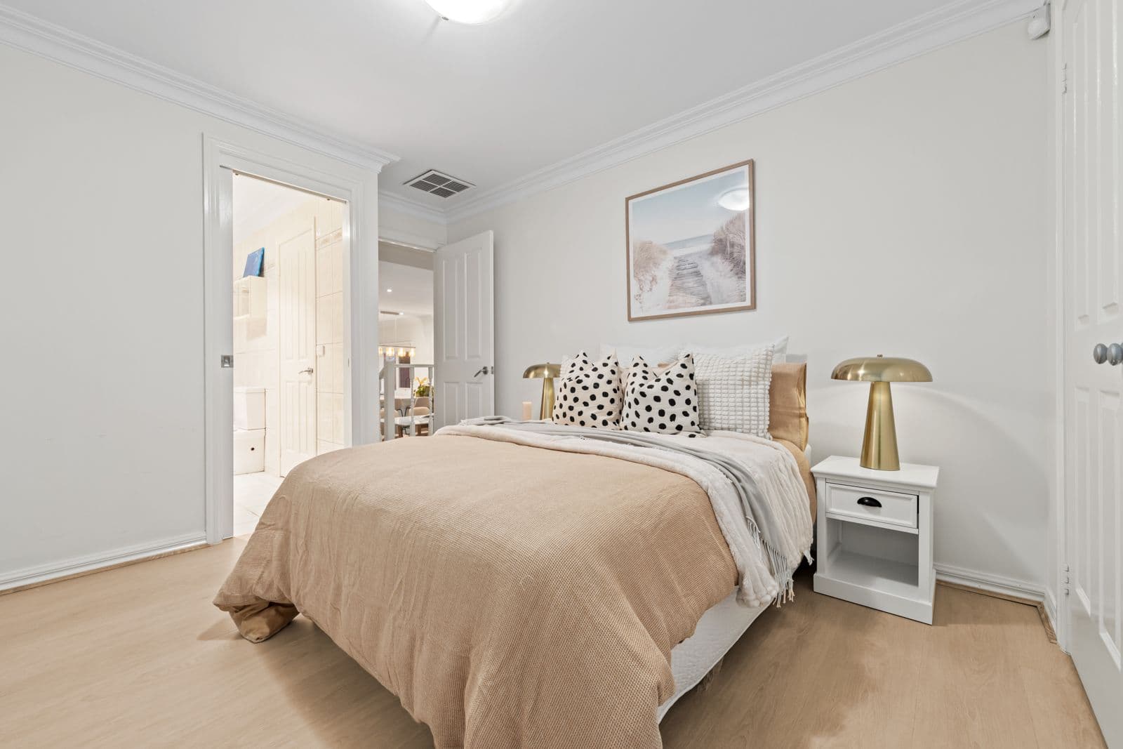 25 Wooddale Grove , Donvale VIC 3111, Donvale - Thumbnail 7