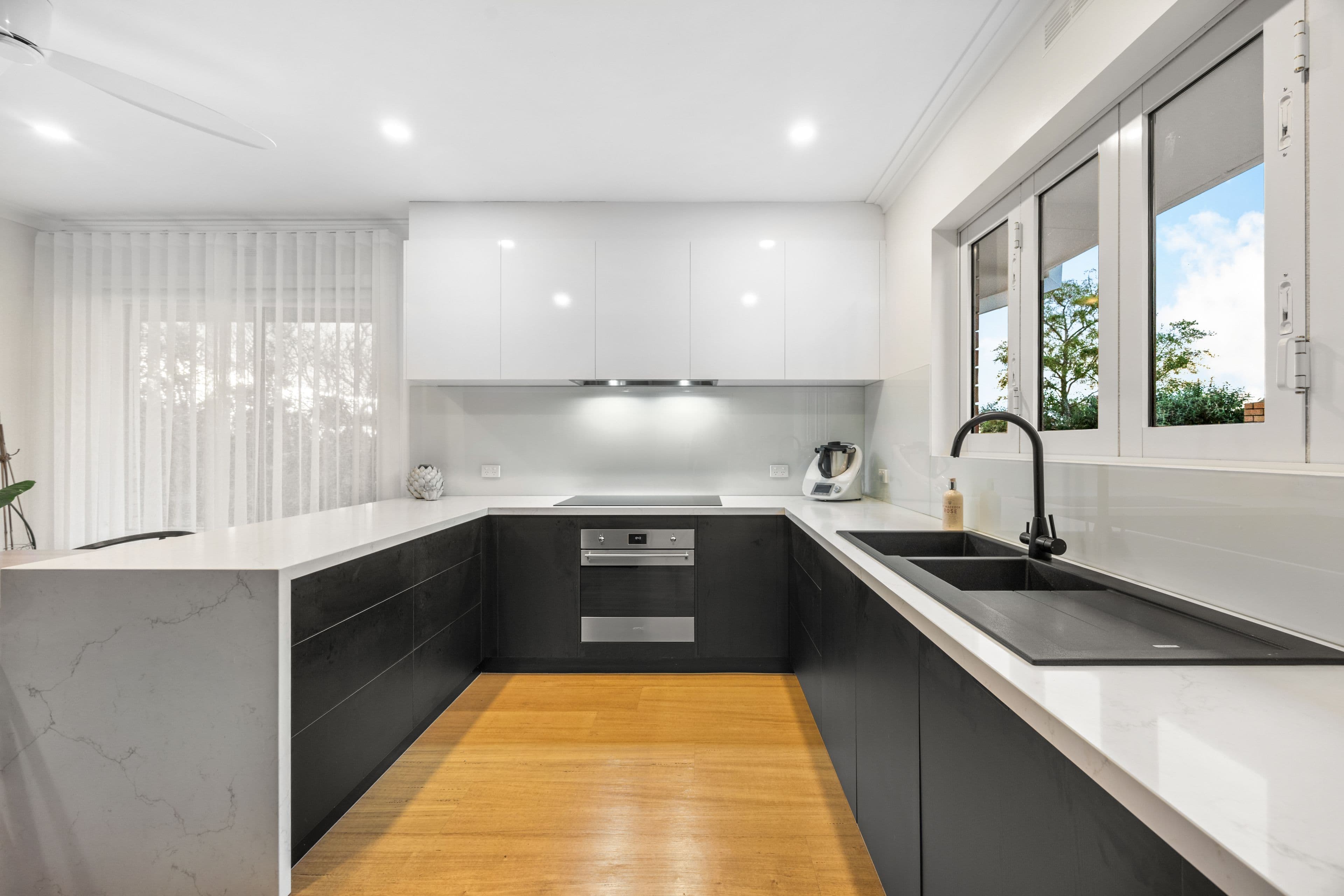 106 Howard Street , Soldiers Hill VIC 3350, Soldiers Hill - Thumbnail 2