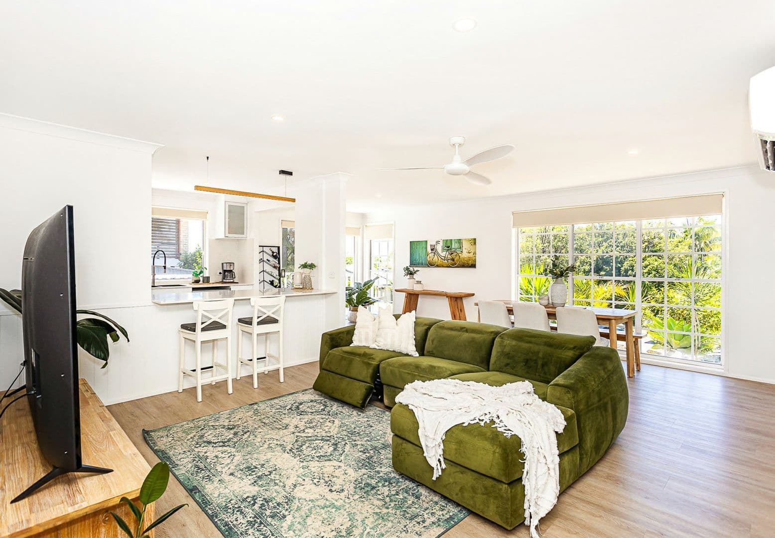14 Huntingdale Crescent , Robina QLD 4226, Robina - Thumbnail 2