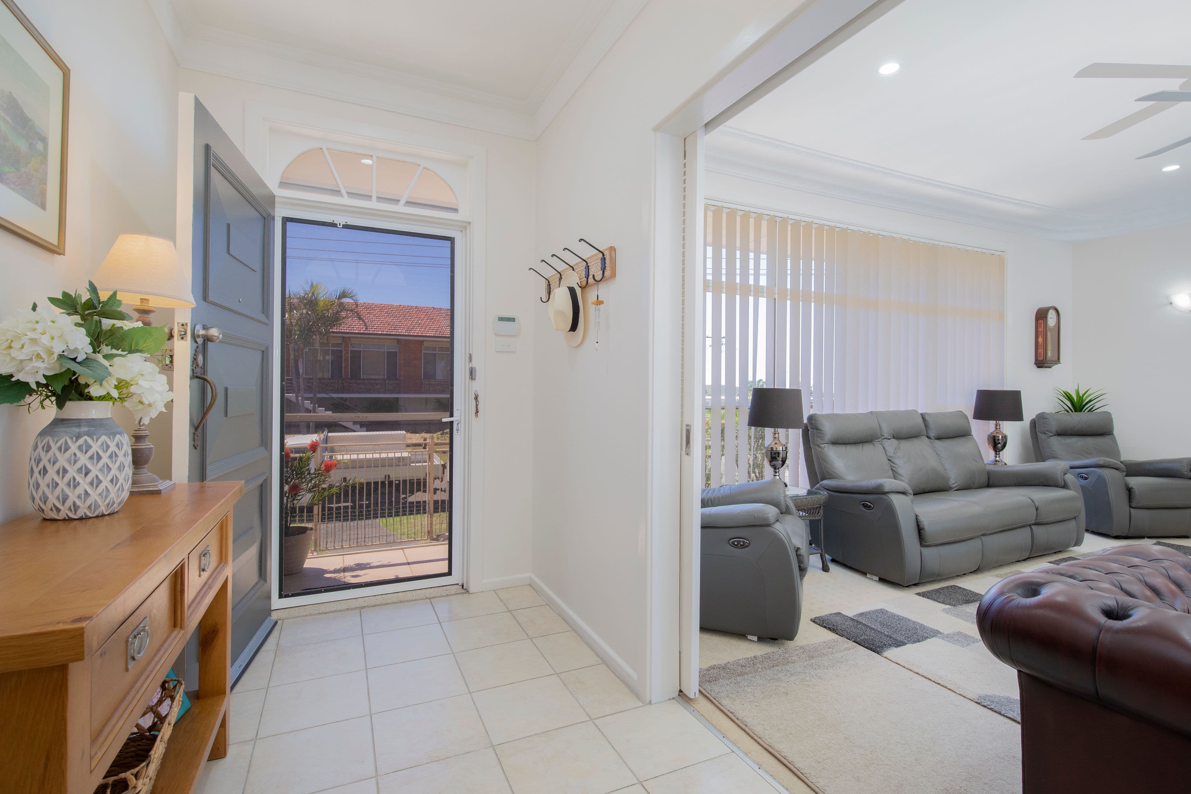 27 Kalora Crescent , Charlestown NSW 2290, Charlestown - Thumbnail 2