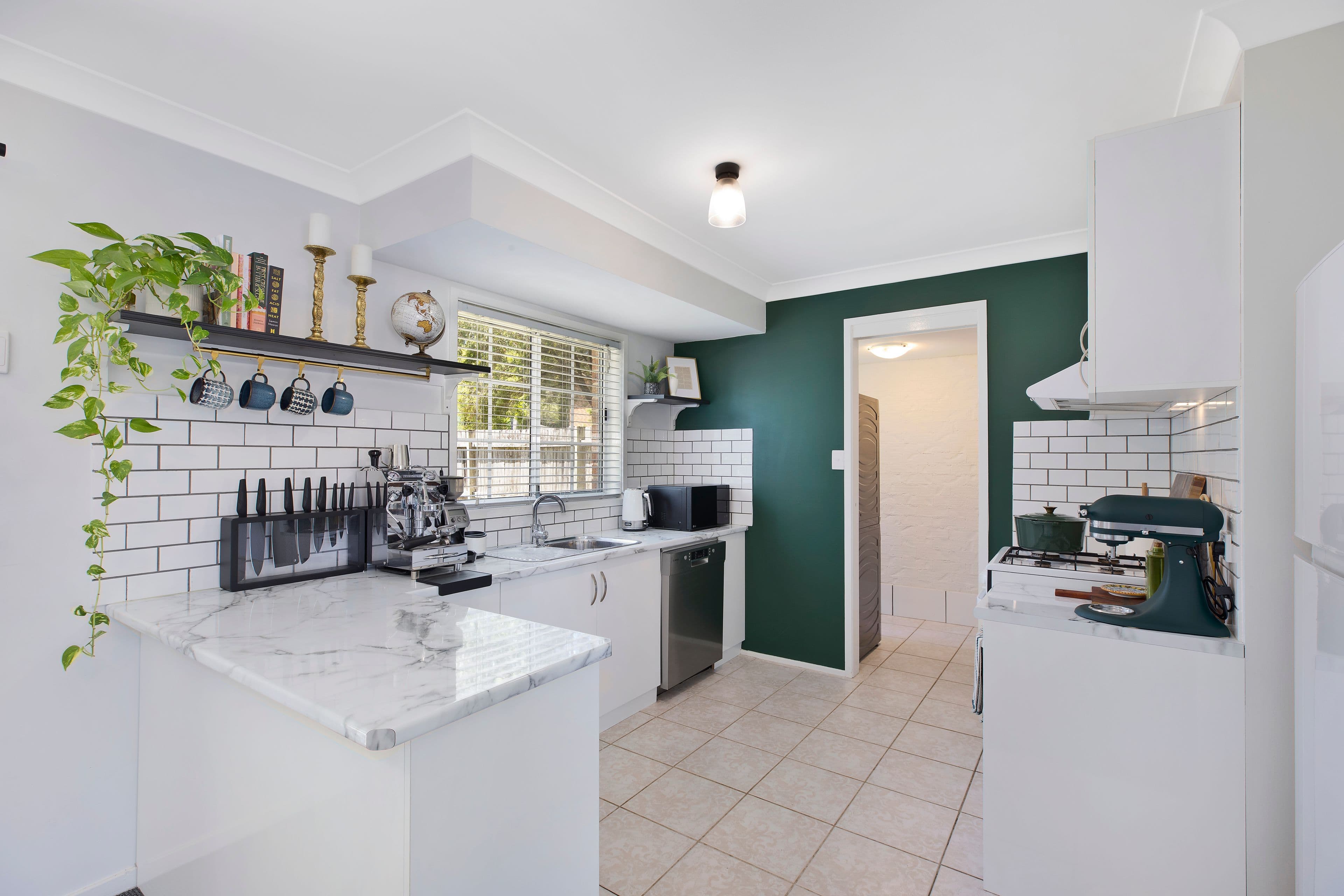 19 Hobbs Close , Bateau Bay NSW 2261, Bateau Bay - Thumbnail 2