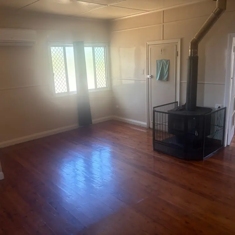 17 Cribb Street , Oakey QLD 4401, Oakey - Thumbnail 5