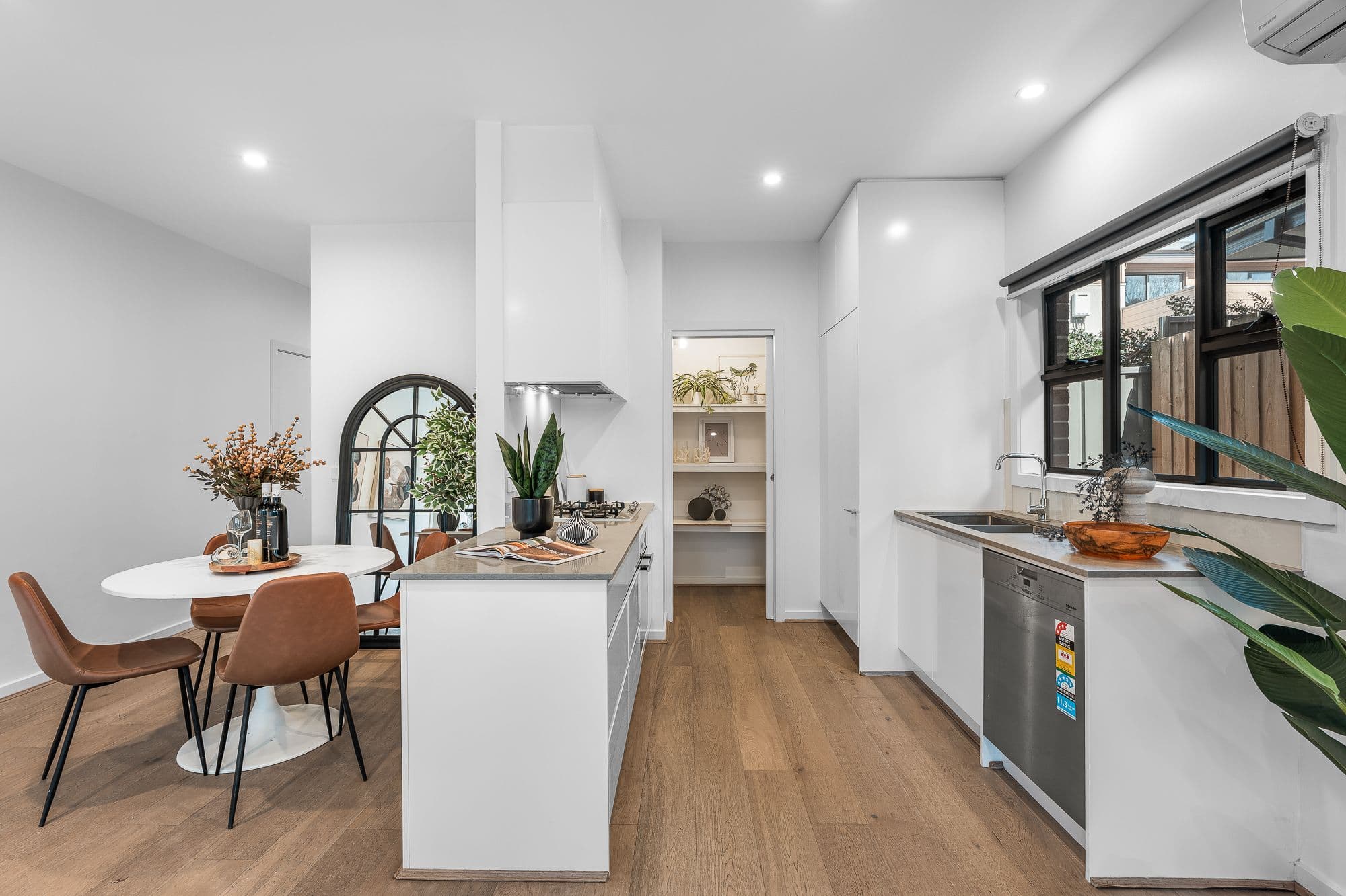 520 Mitcham Road, Mitcham - Thumbnail 4