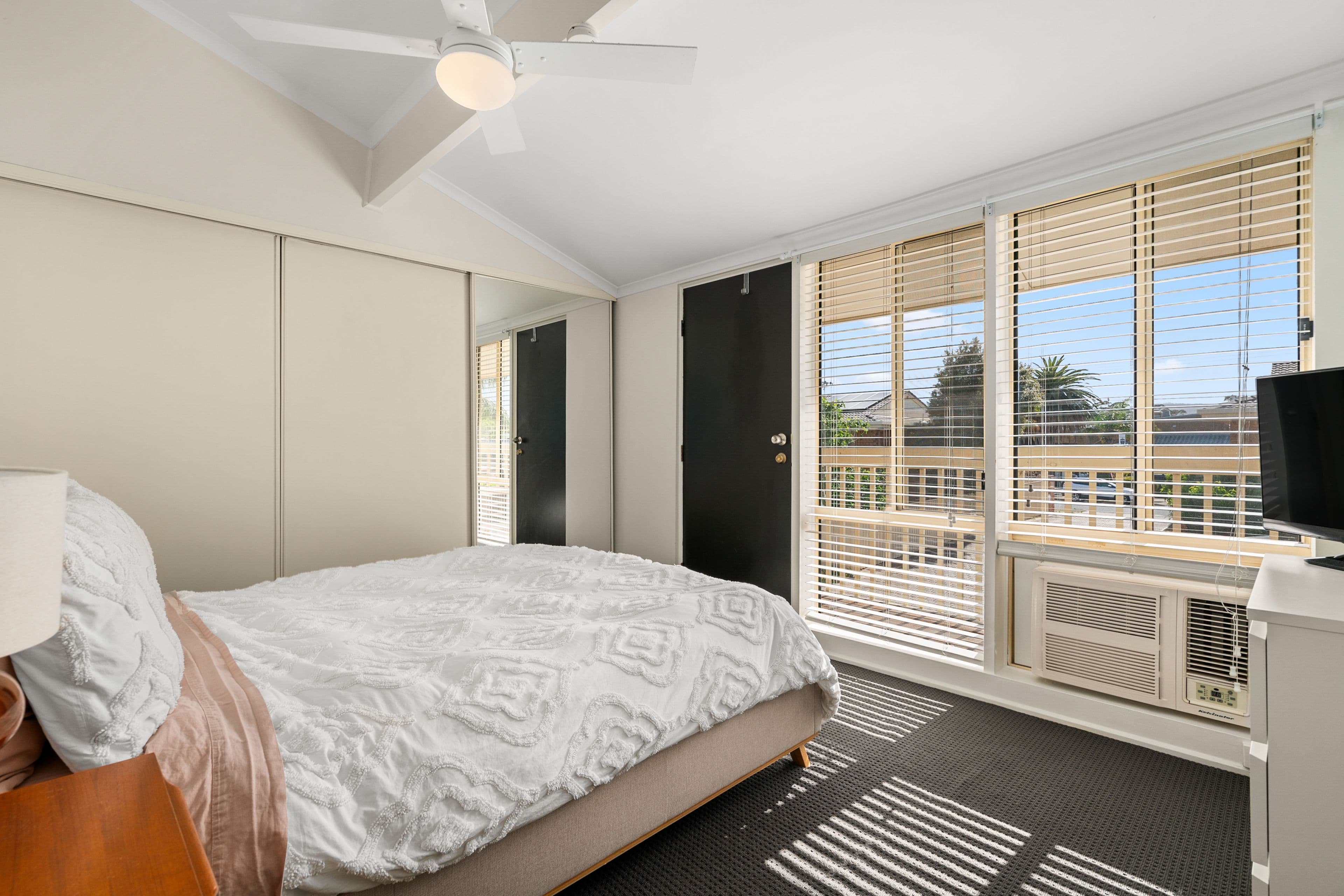 18 Township Road, Marion - Thumbnail 7