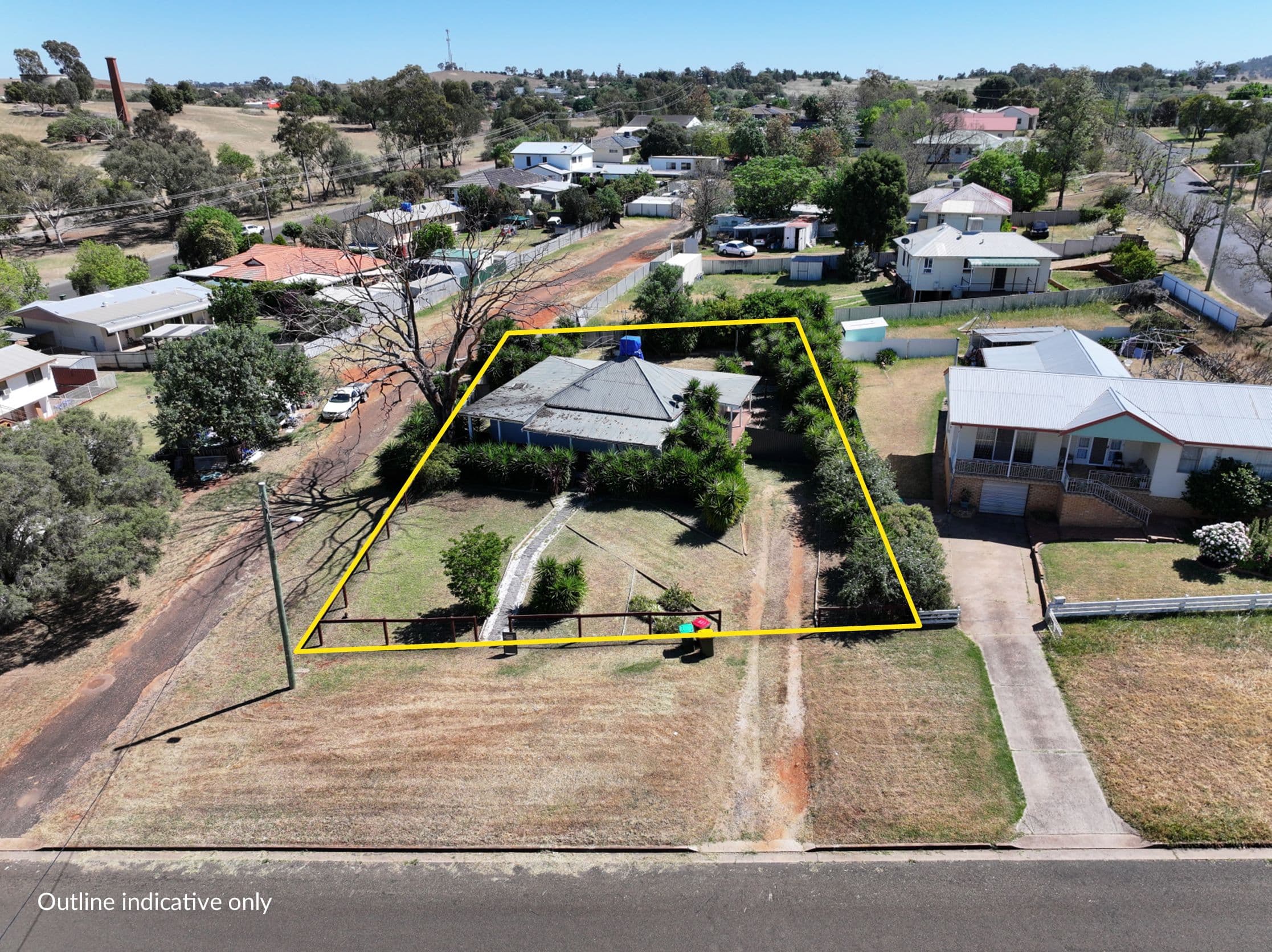 14 Wentworth Street , Parkes NSW 2870, Parkes - Image 1