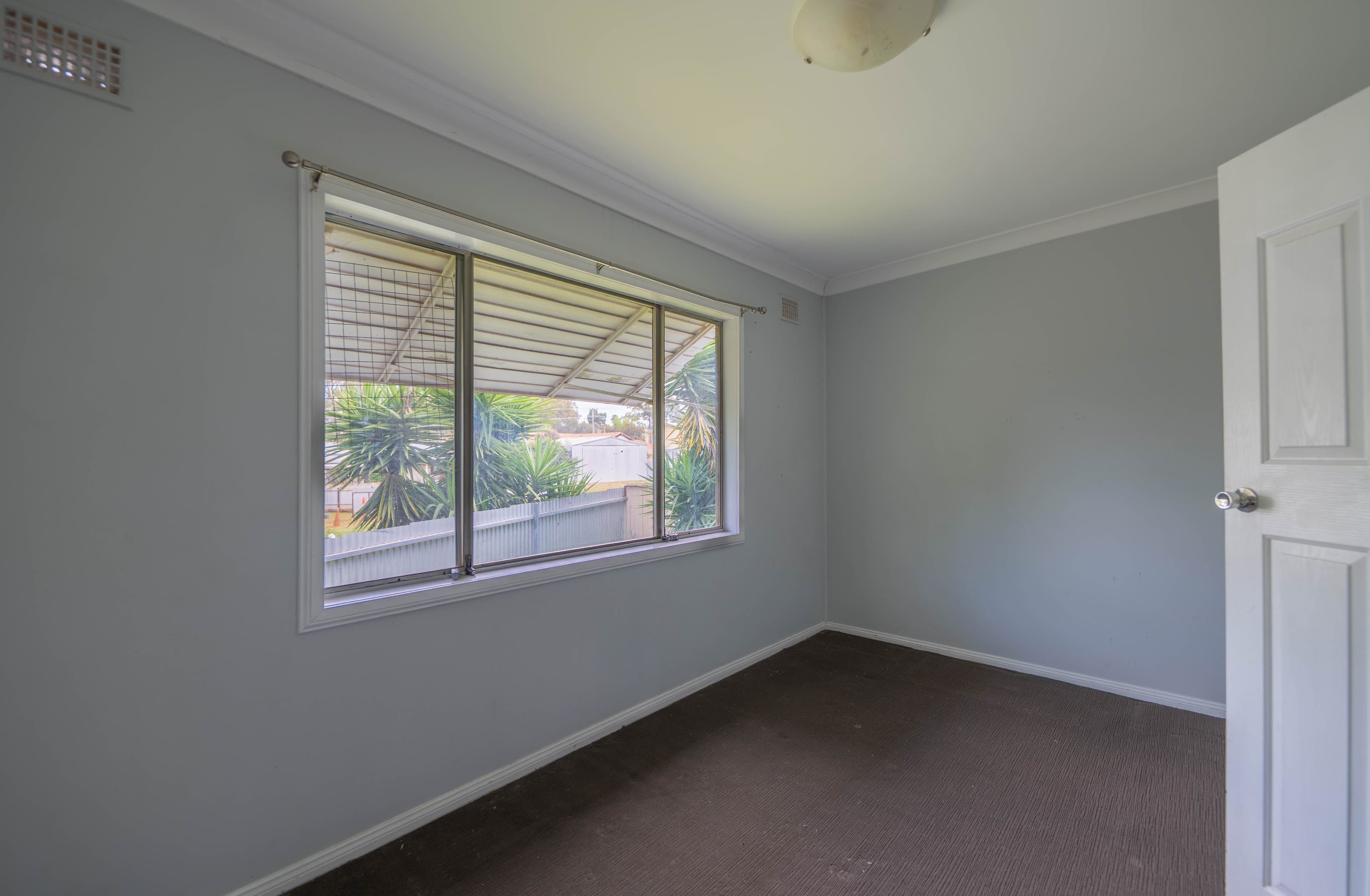 14 Wentworth Street , Parkes NSW 2870, Parkes - Thumbnail 6