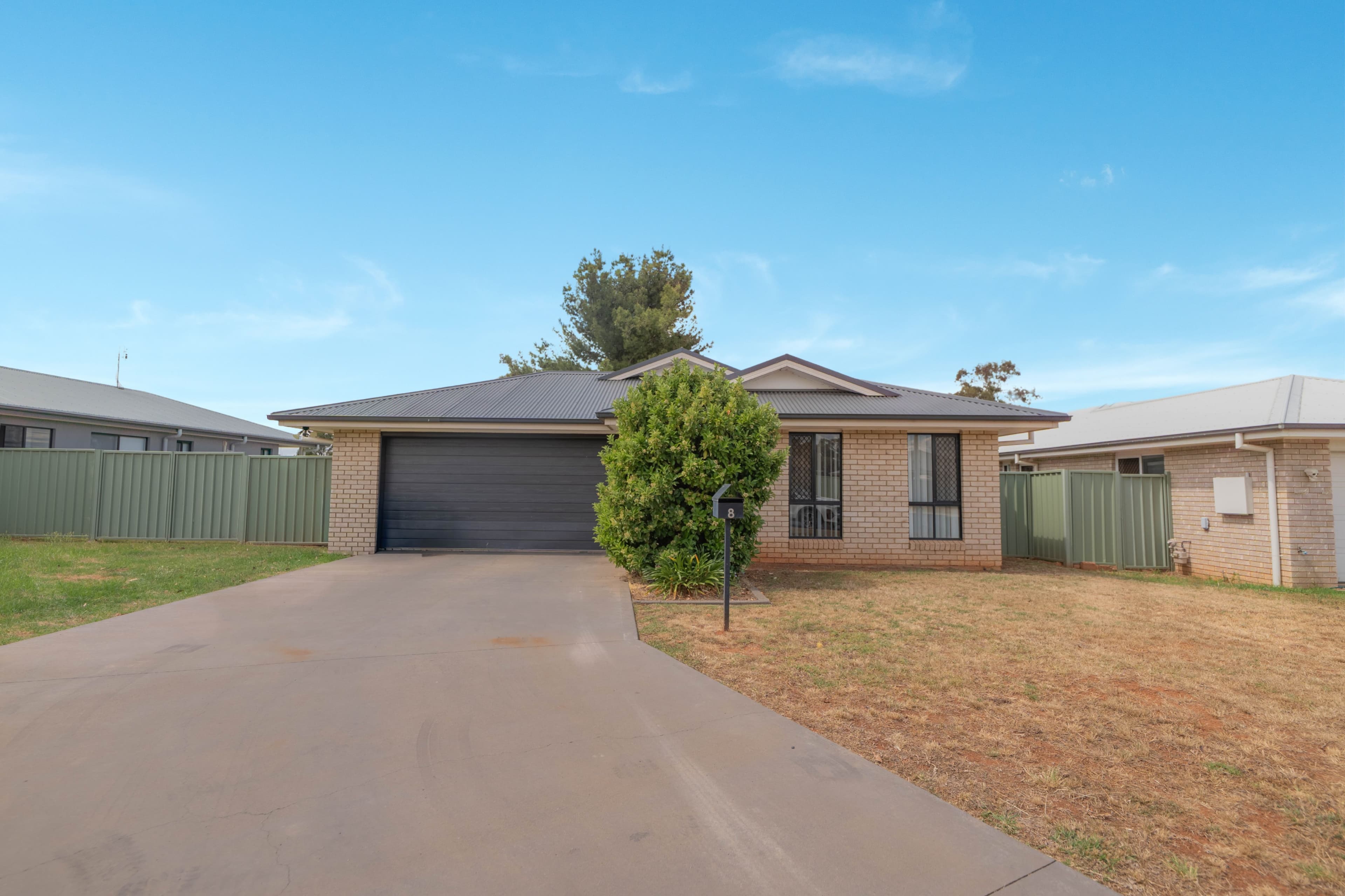 8 Rex Aubrey Place , Parkes NSW 2870, Parkes - Image 1