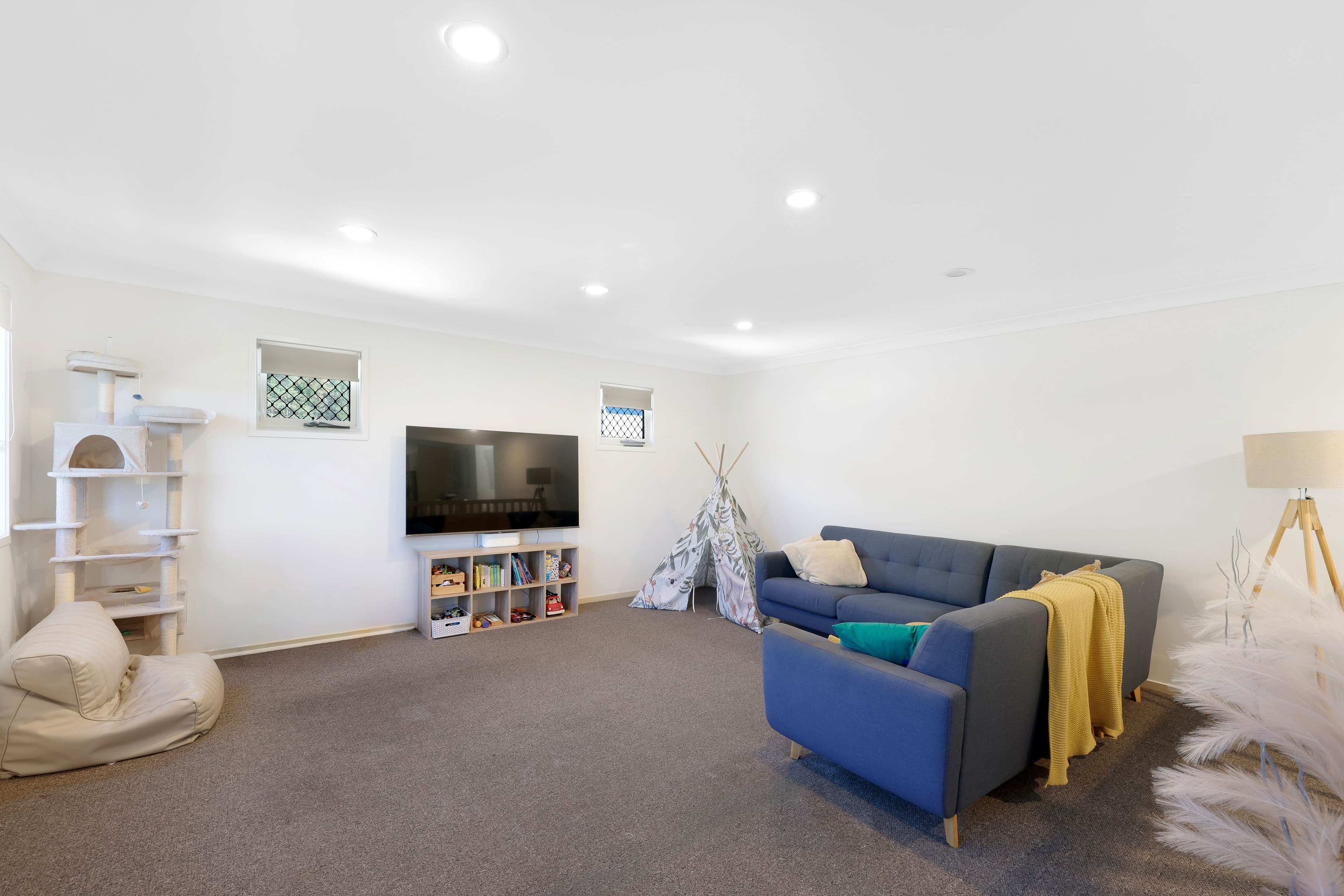 27 Elkins Street , Pacific Pines QLD 4211, Pacific Pines - Thumbnail 8