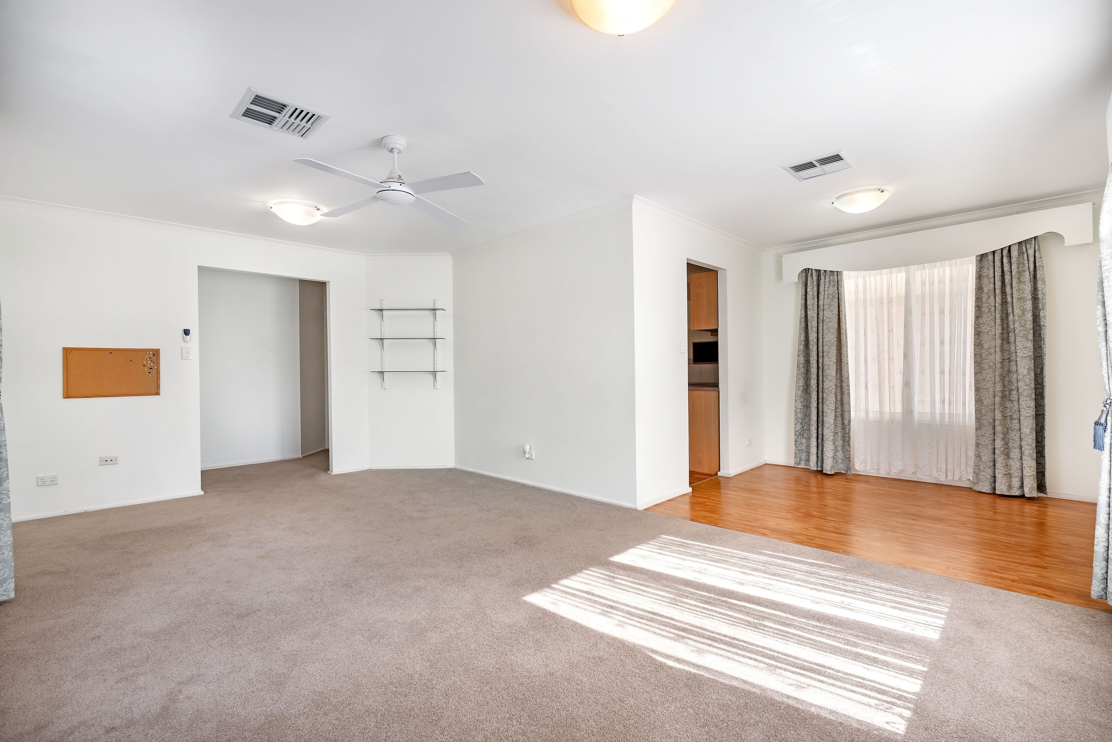 36 Hillier Road (Grevillea Drive) , Hillier SA 5116, Hillier - Thumbnail 4