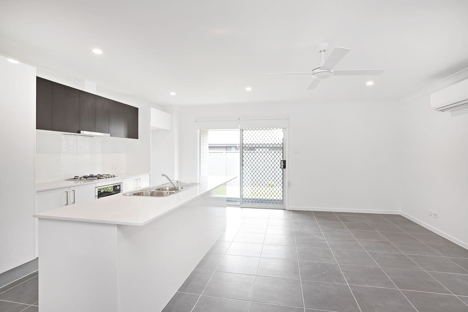 13 Thorncliffe Avenue , Thornton NSW 2322, Thornton - Thumbnail 2