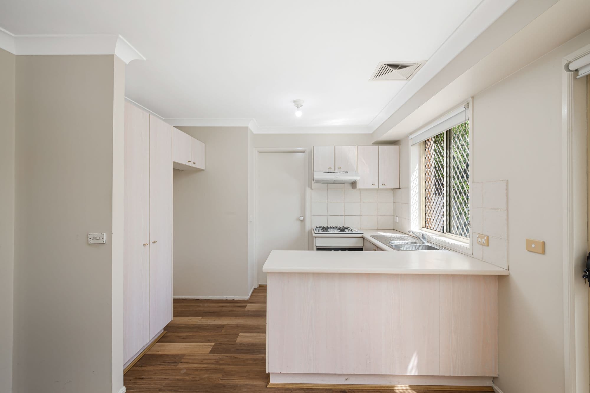 11 Saint Pauls Way, Blacktown - Thumbnail 4