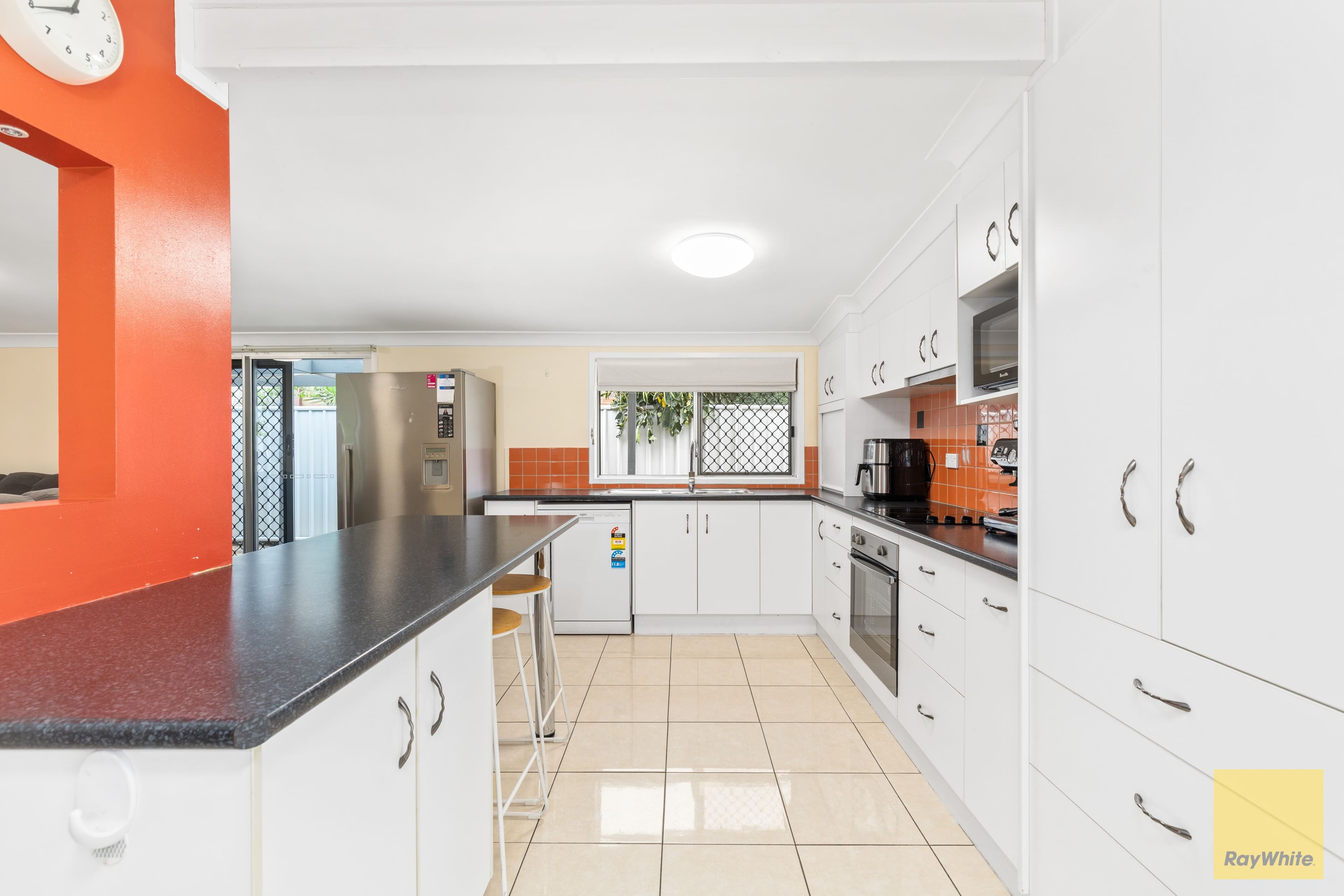 31 Harris Street , Emerald QLD 4720, Emerald - Thumbnail 6